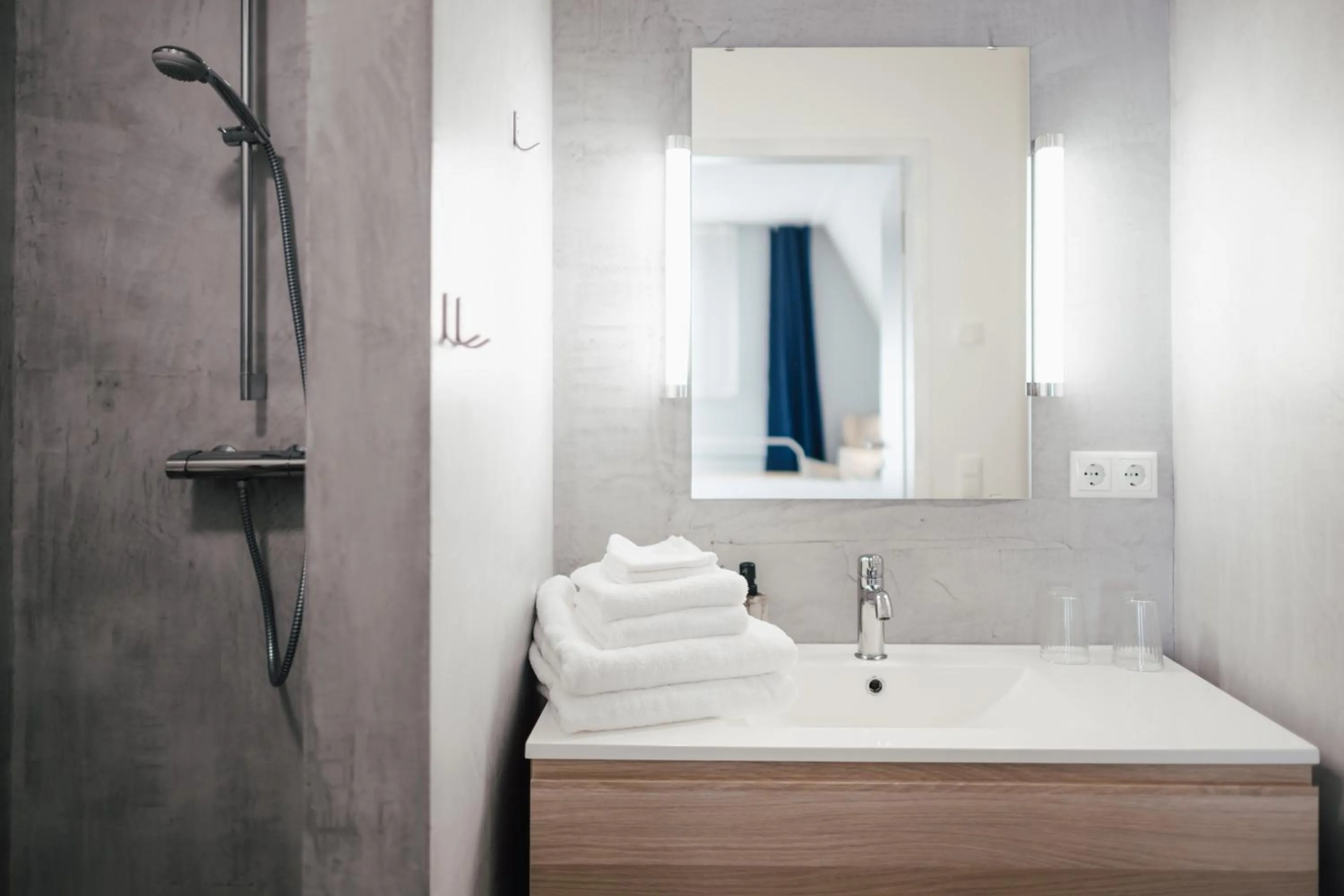 Shower in The Layhead B&B