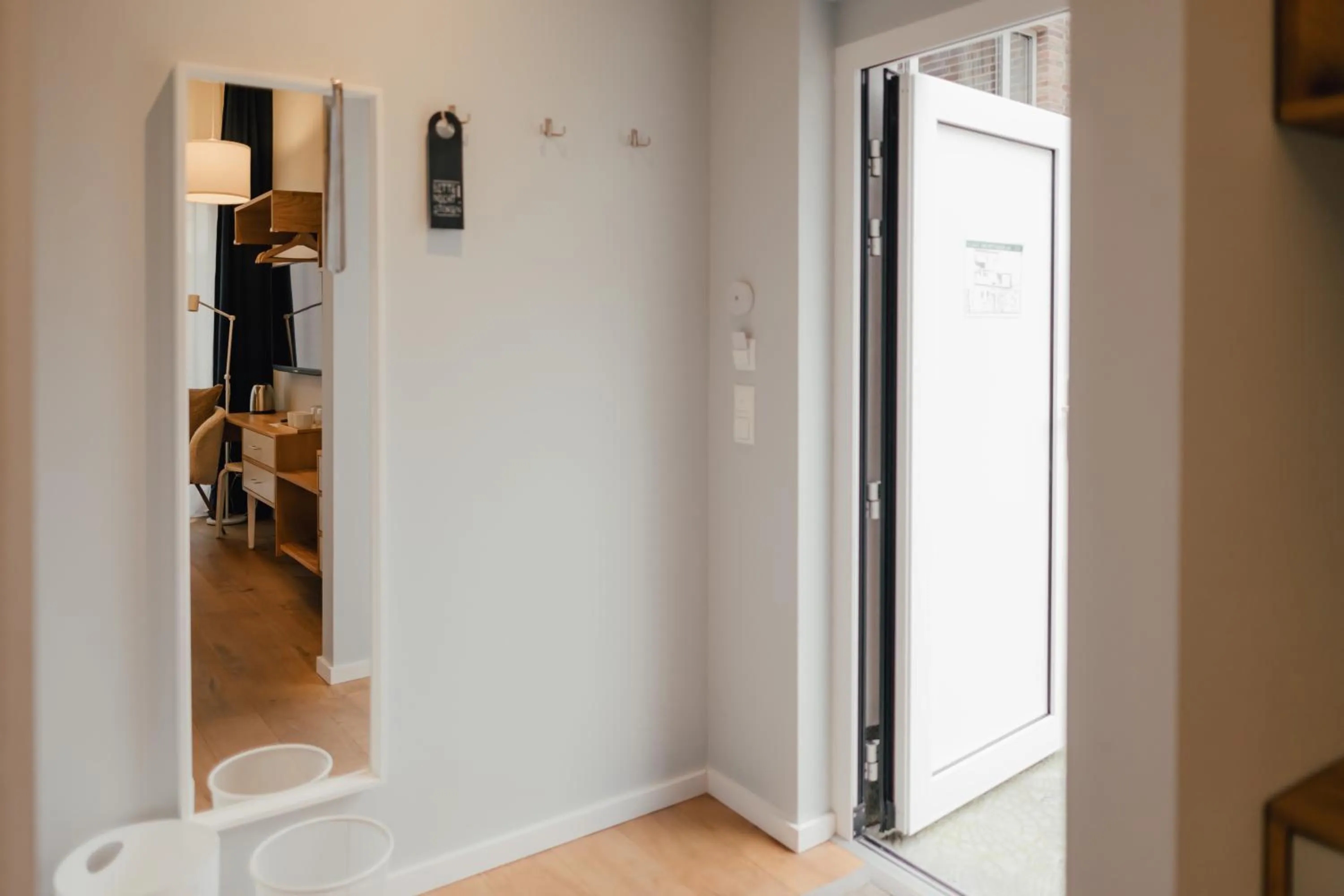 Facade/entrance in The Layhead B&B