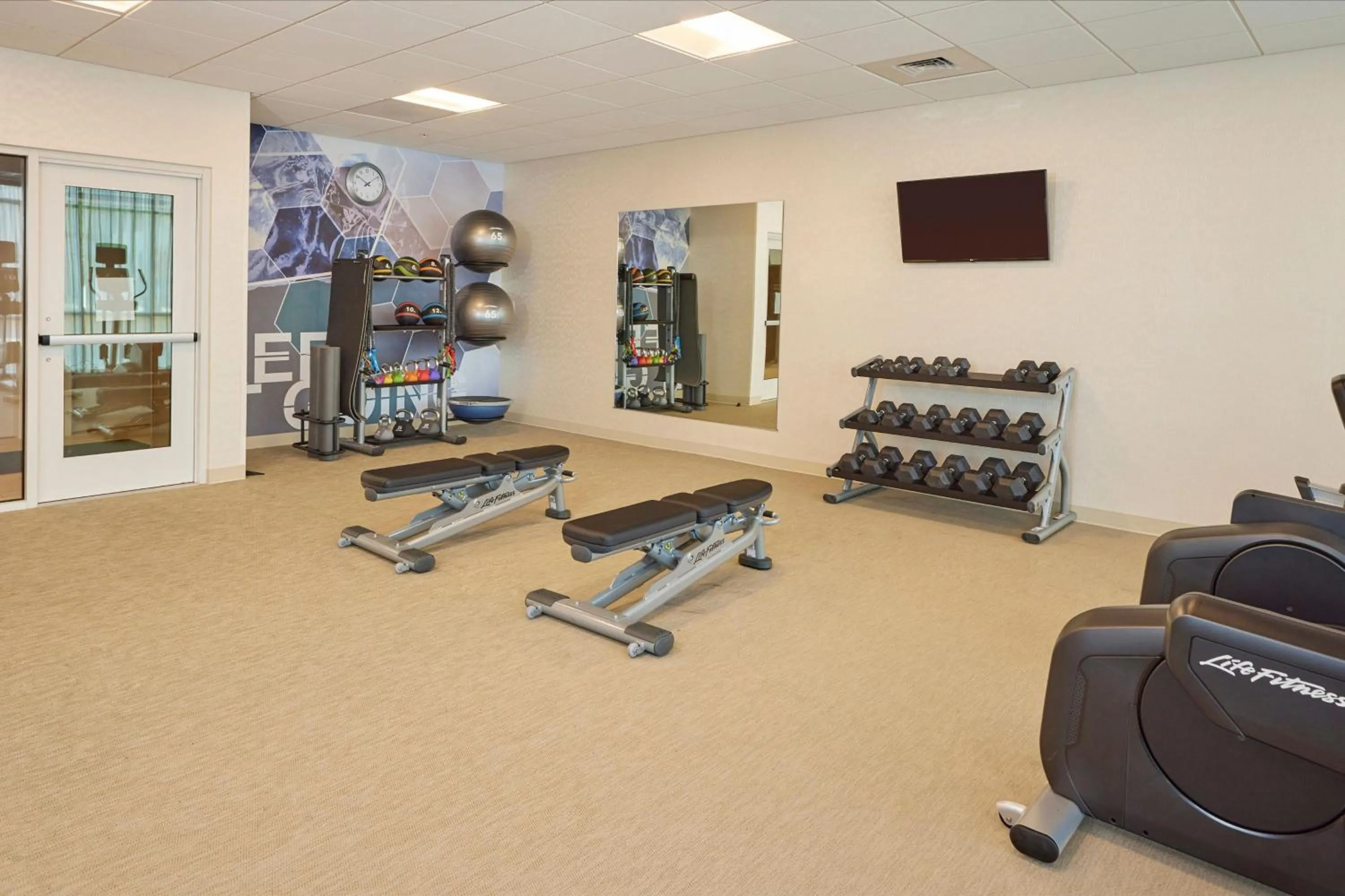 Fitness centre/facilities in SpringHill Suites by Marriott Medford Airport