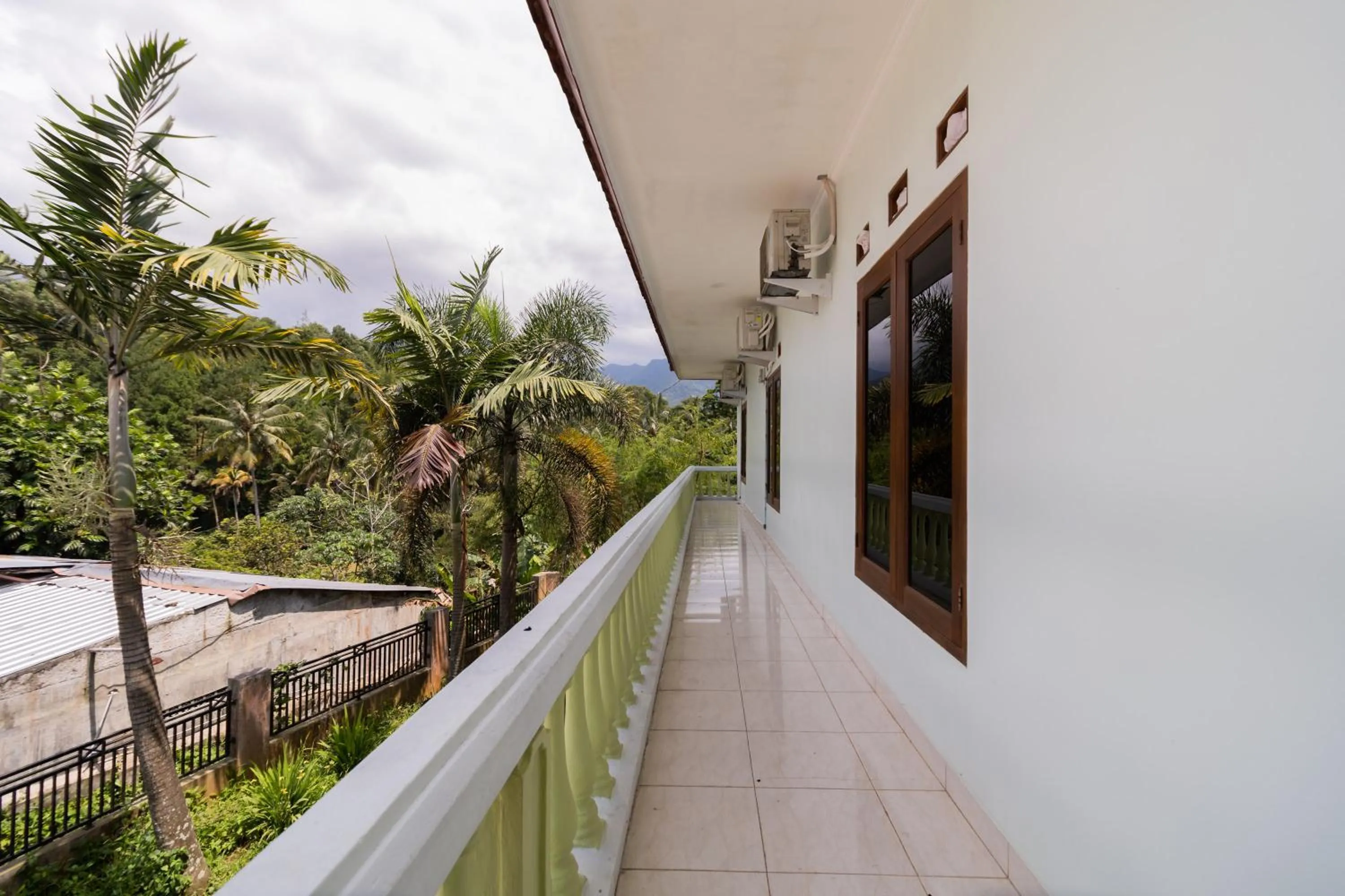 Balcony/Terrace in Urbanview Hotel Kampung Istal Megamendung Puncak by RedDoorz