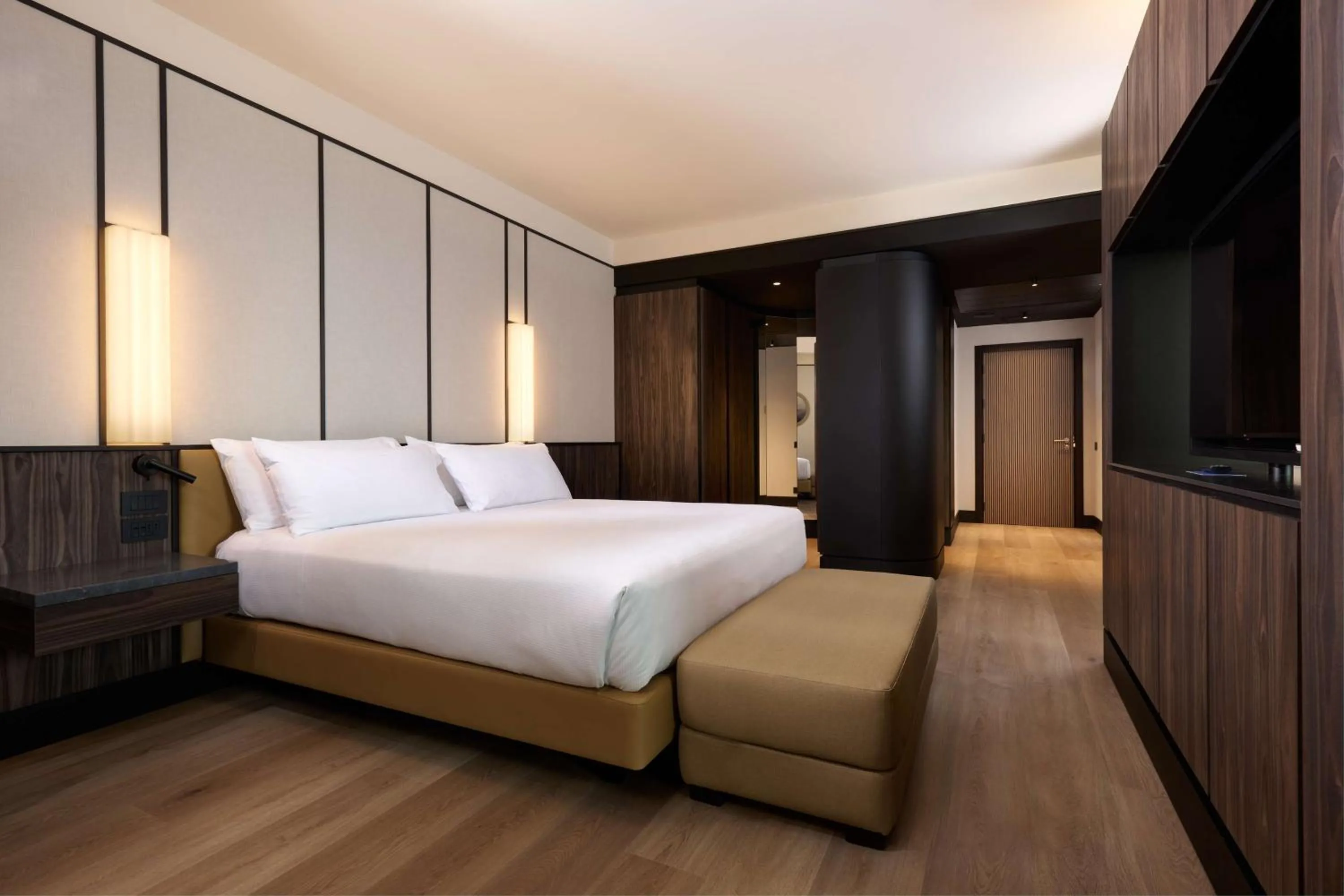 Bed in Hilton Rome Airport