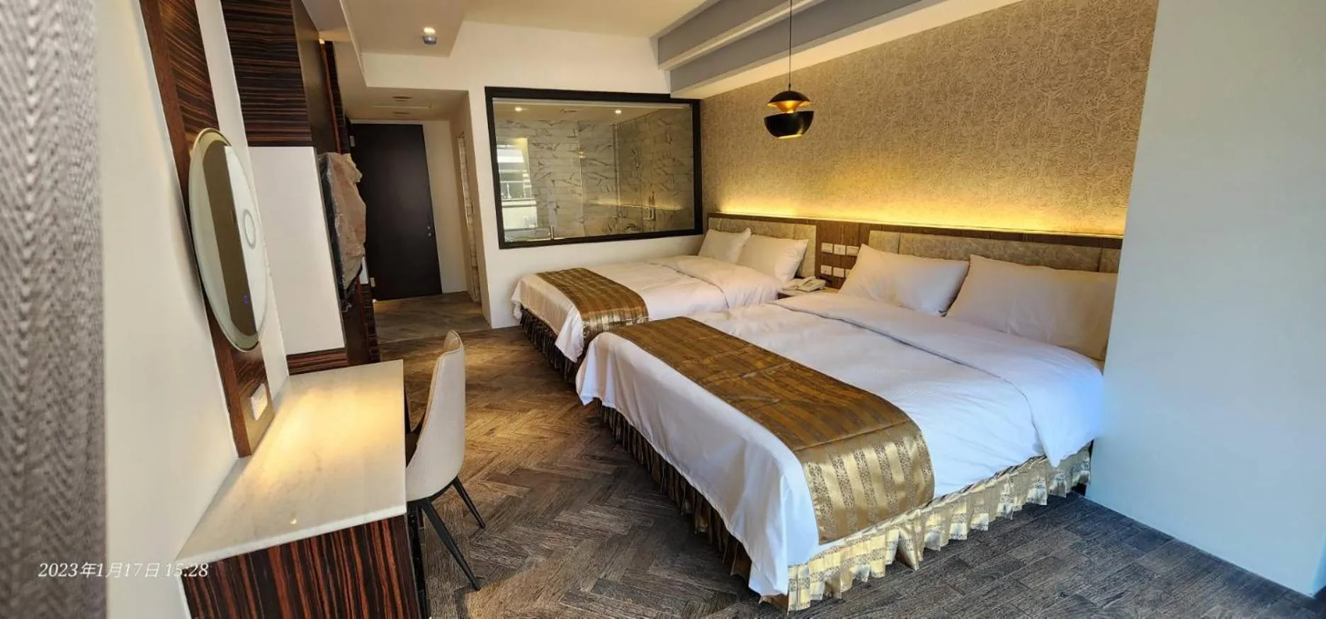 Bed in Shuian Lakeside Hotel II