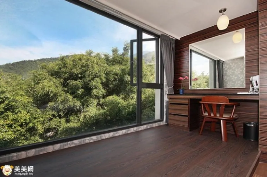 Shuian Lakeside Hotel II