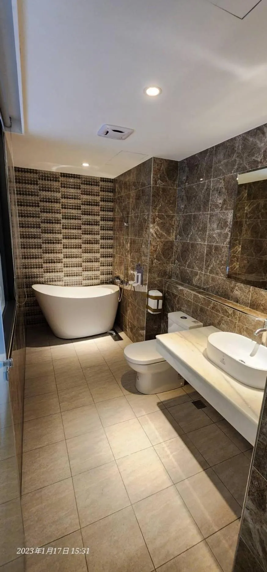 Shuian Lakeside Hotel II