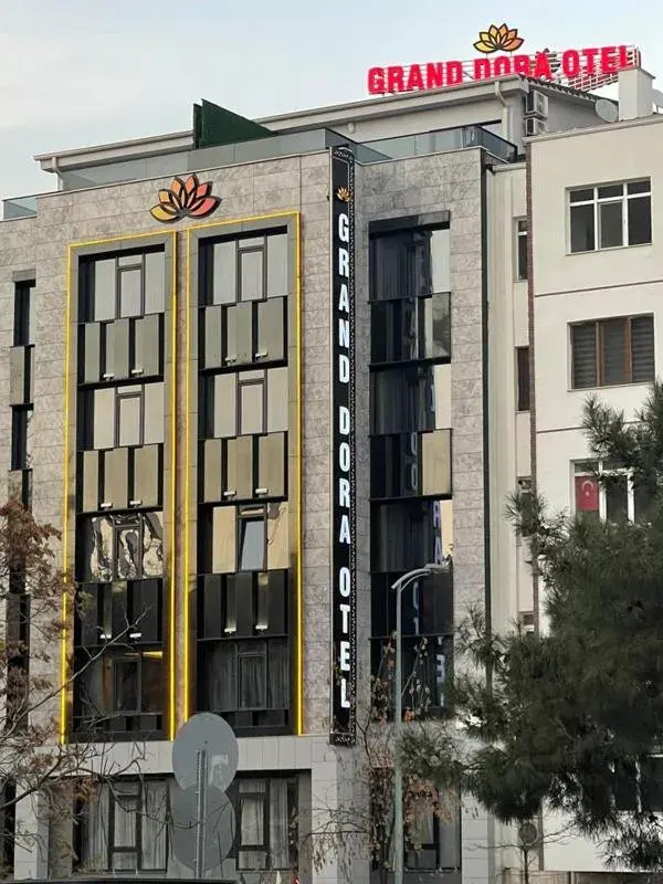 Suite with Spa Access in GRAND DORA HOTEL Suite with Spa Access in GRAND DORA HOTEL