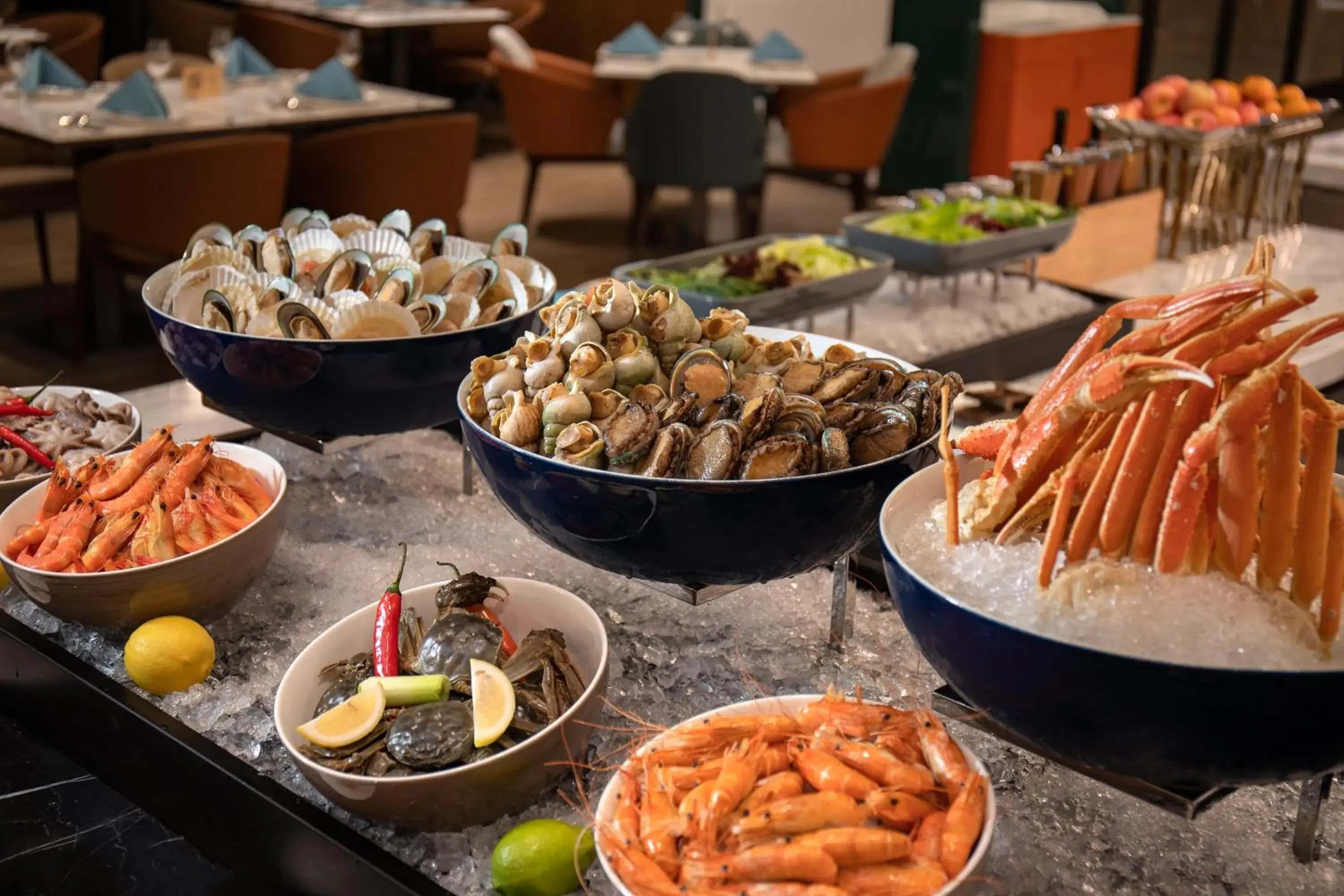 Restaurant/places to eat in Crowne Plaza Zhengzhou High Tech Zone by IHG Restaurant/places to eat in Crowne Plaza Zhengzhou High Tech Zone by IHG