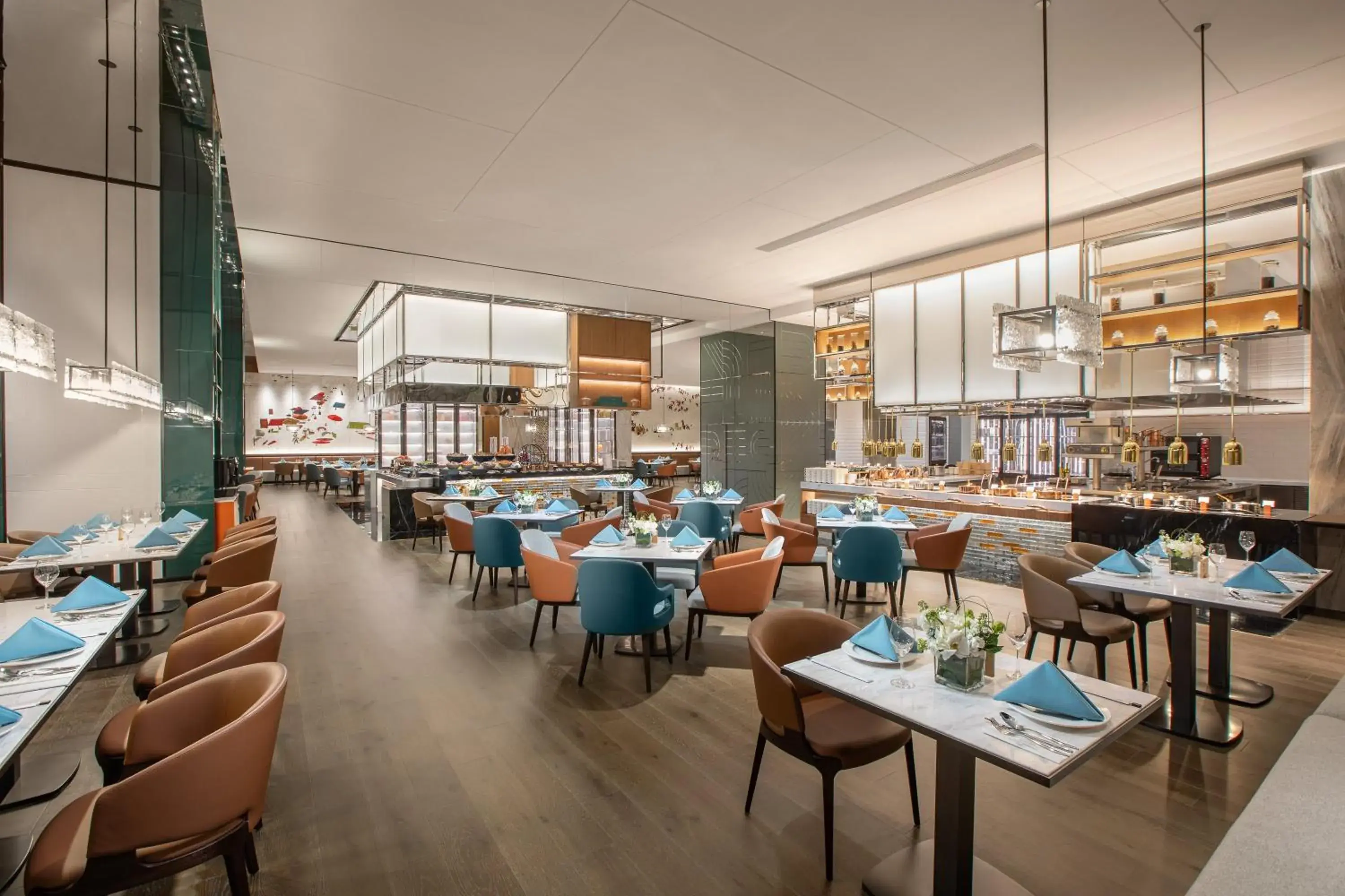 Restaurant/places to eat in Crowne Plaza Zhengzhou High Tech Zone by IHG Restaurant/places to eat in Crowne Plaza Zhengzhou High Tech Zone by IHG