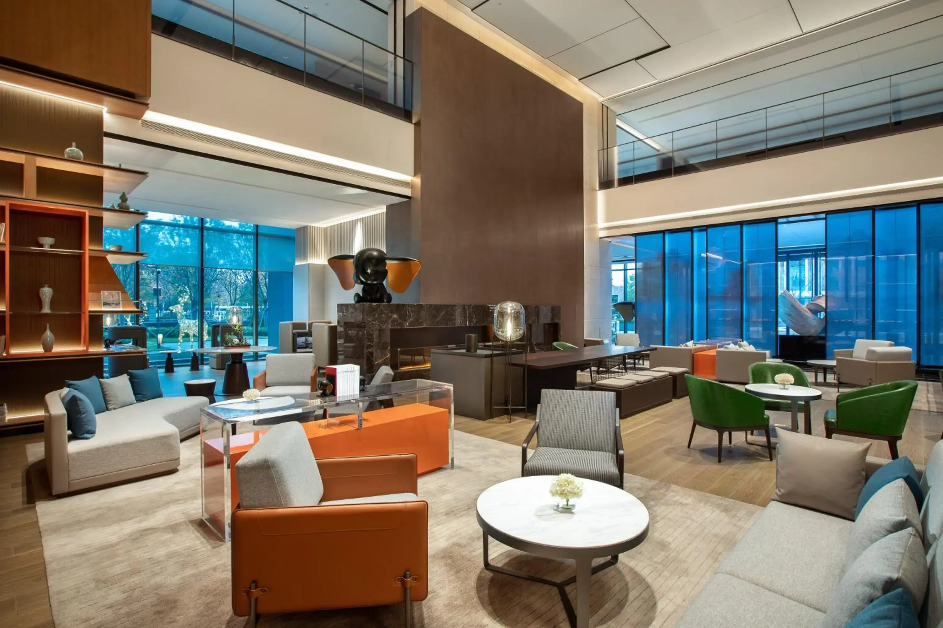 Property building in Crowne Plaza Zhengzhou High Tech Zone by IHG Property building in Crowne Plaza Zhengzhou High Tech Zone by IHG