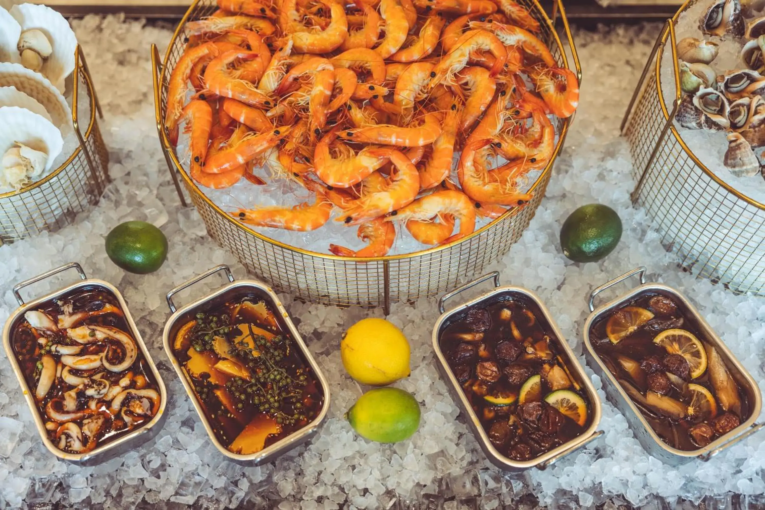 Restaurant/places to eat in Crowne Plaza Zhengzhou High Tech Zone by IHG Restaurant/places to eat in Crowne Plaza Zhengzhou High Tech Zone by IHG