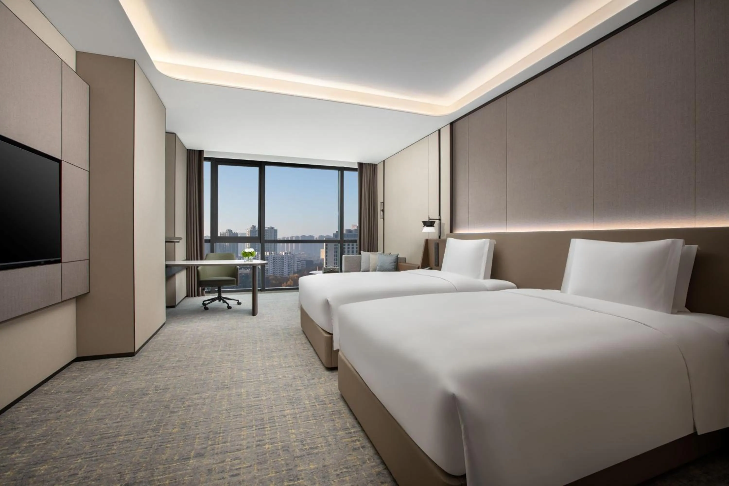 Photo of the whole room, Bed in Crowne Plaza Zhengzhou High Tech Zone by IHG
