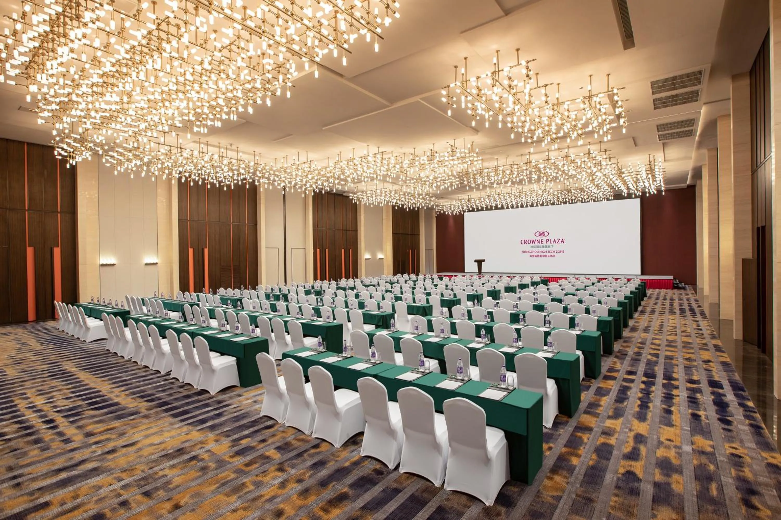 Banquet/Function facilities in Crowne Plaza Zhengzhou High Tech Zone by IHG
