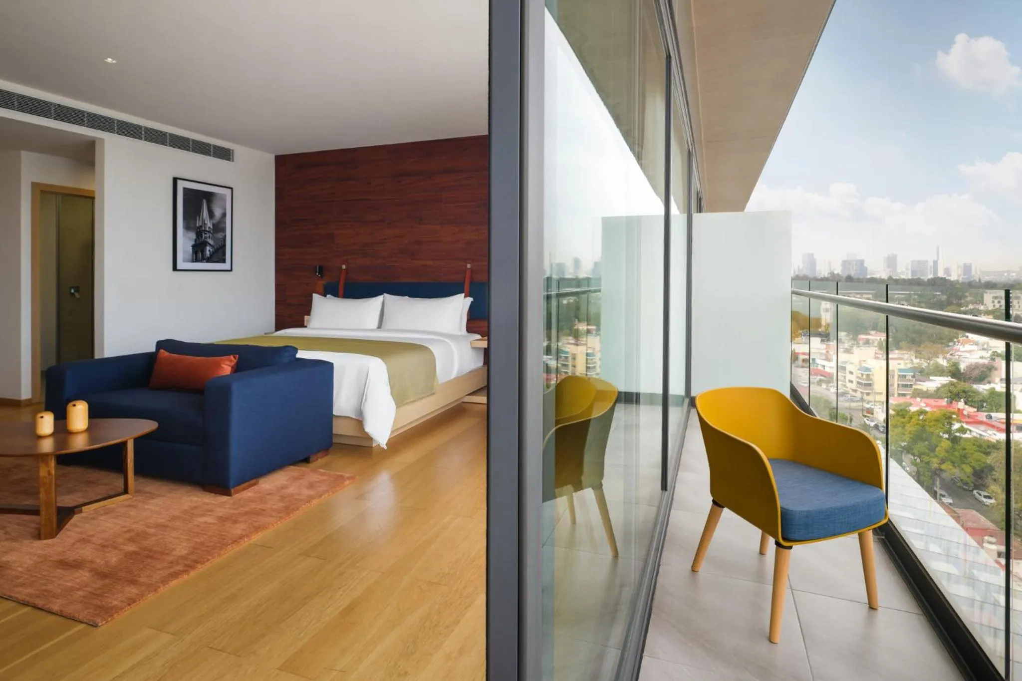 Bedroom in voco Guadalajara Neruda by IHG