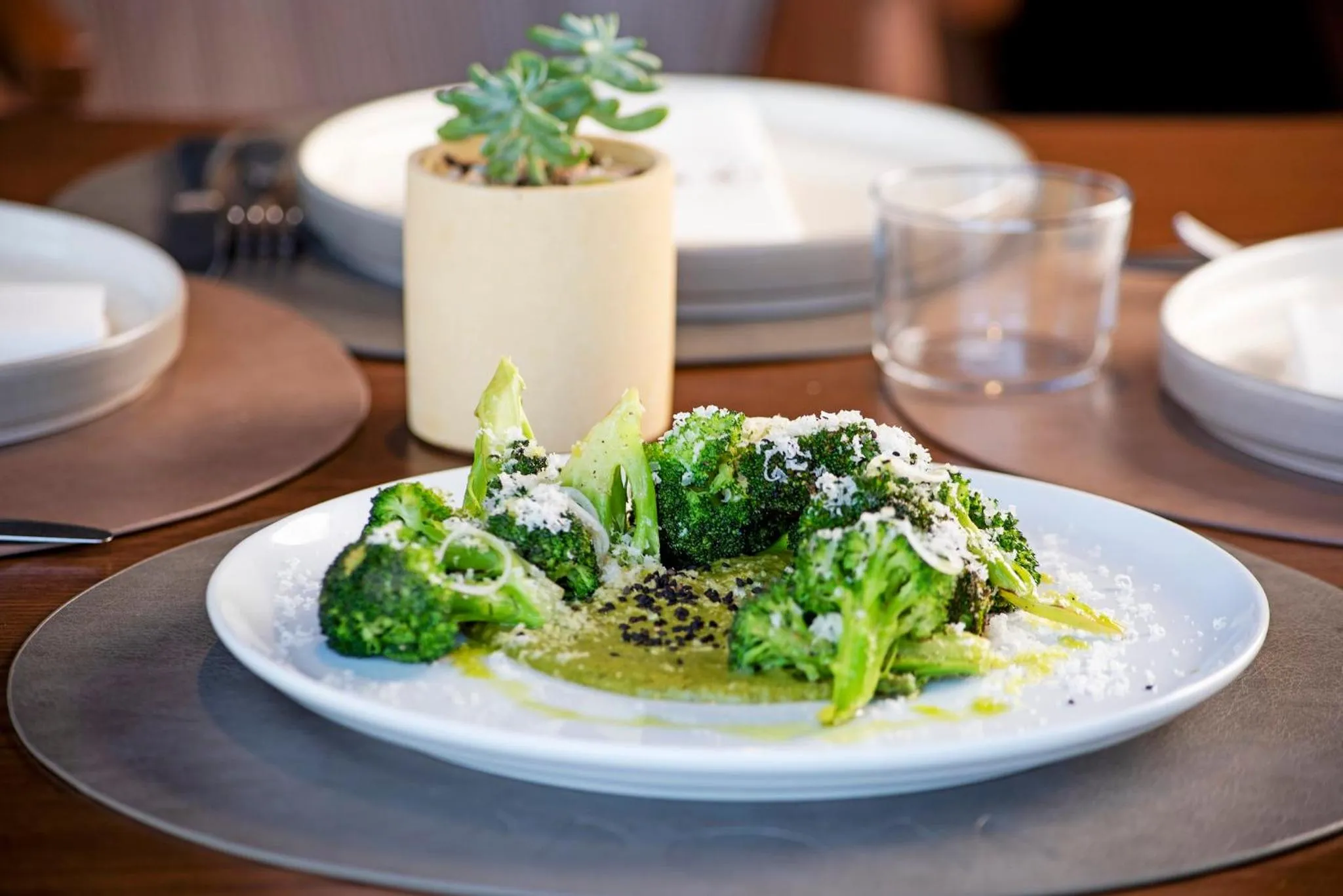 Restaurant/places to eat in voco Guadalajara Neruda by IHG