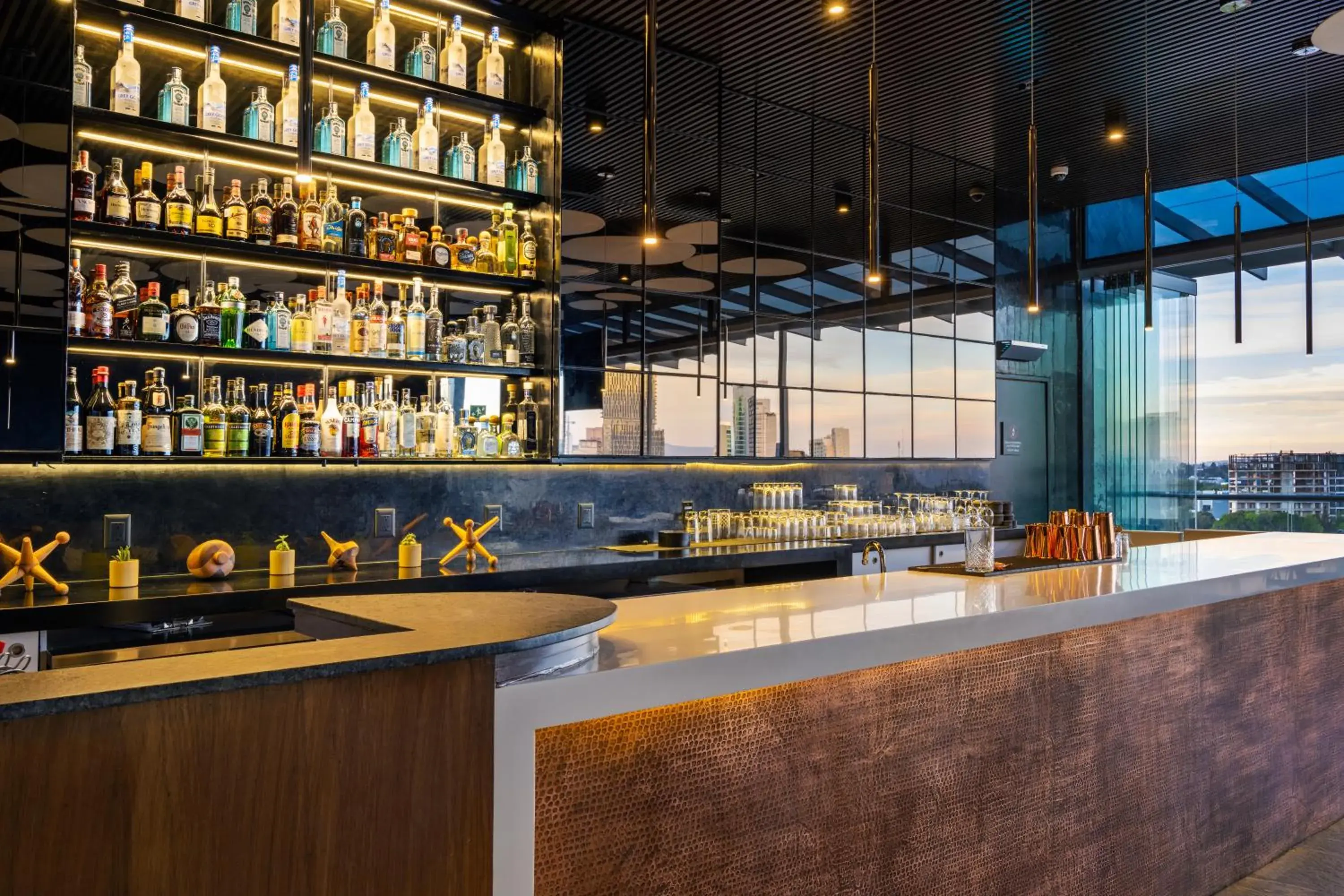 Lounge or bar in voco Guadalajara Neruda by IHG Lounge or bar in voco Guadalajara Neruda by IHG