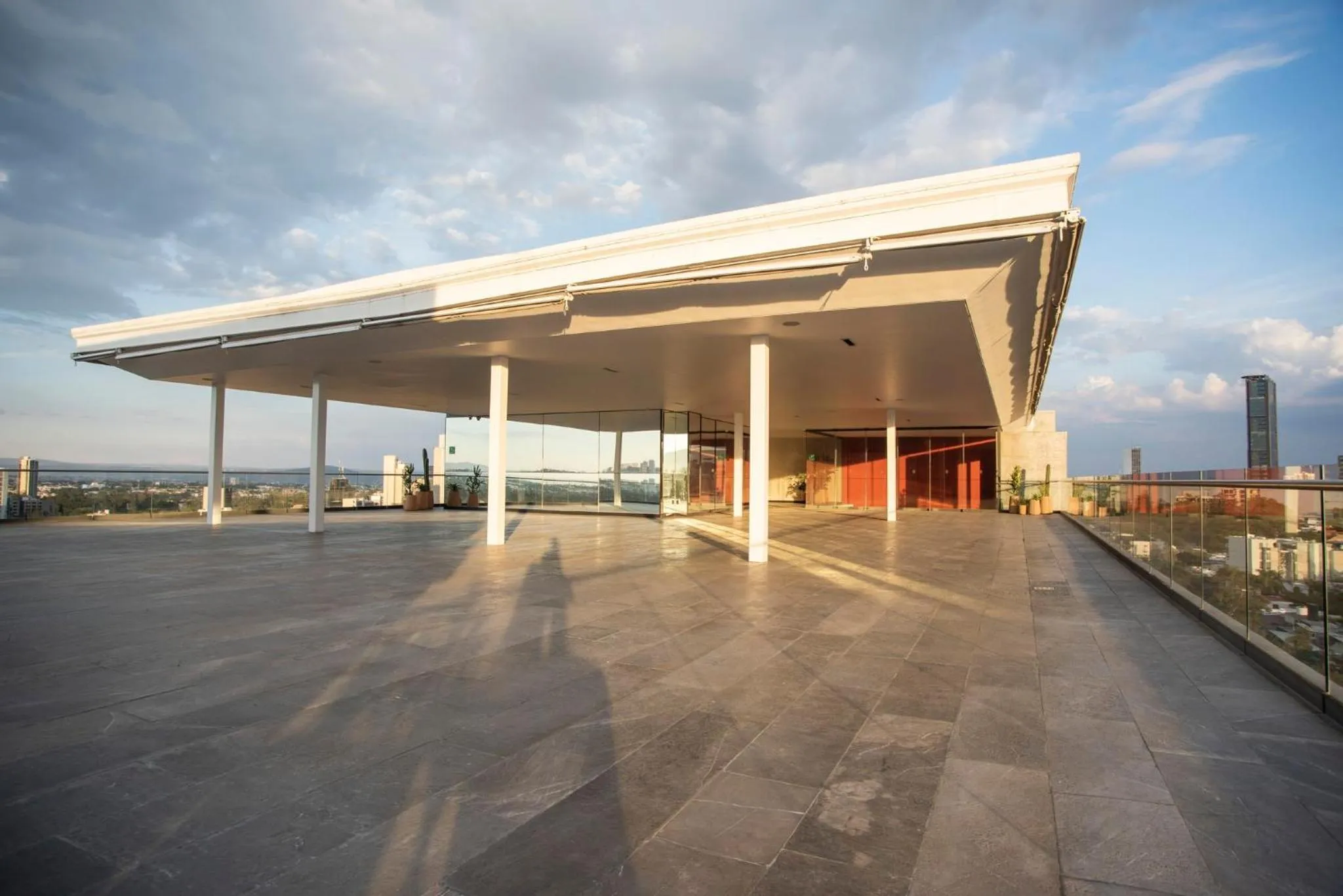 Meeting/conference room in voco Guadalajara Neruda by IHG