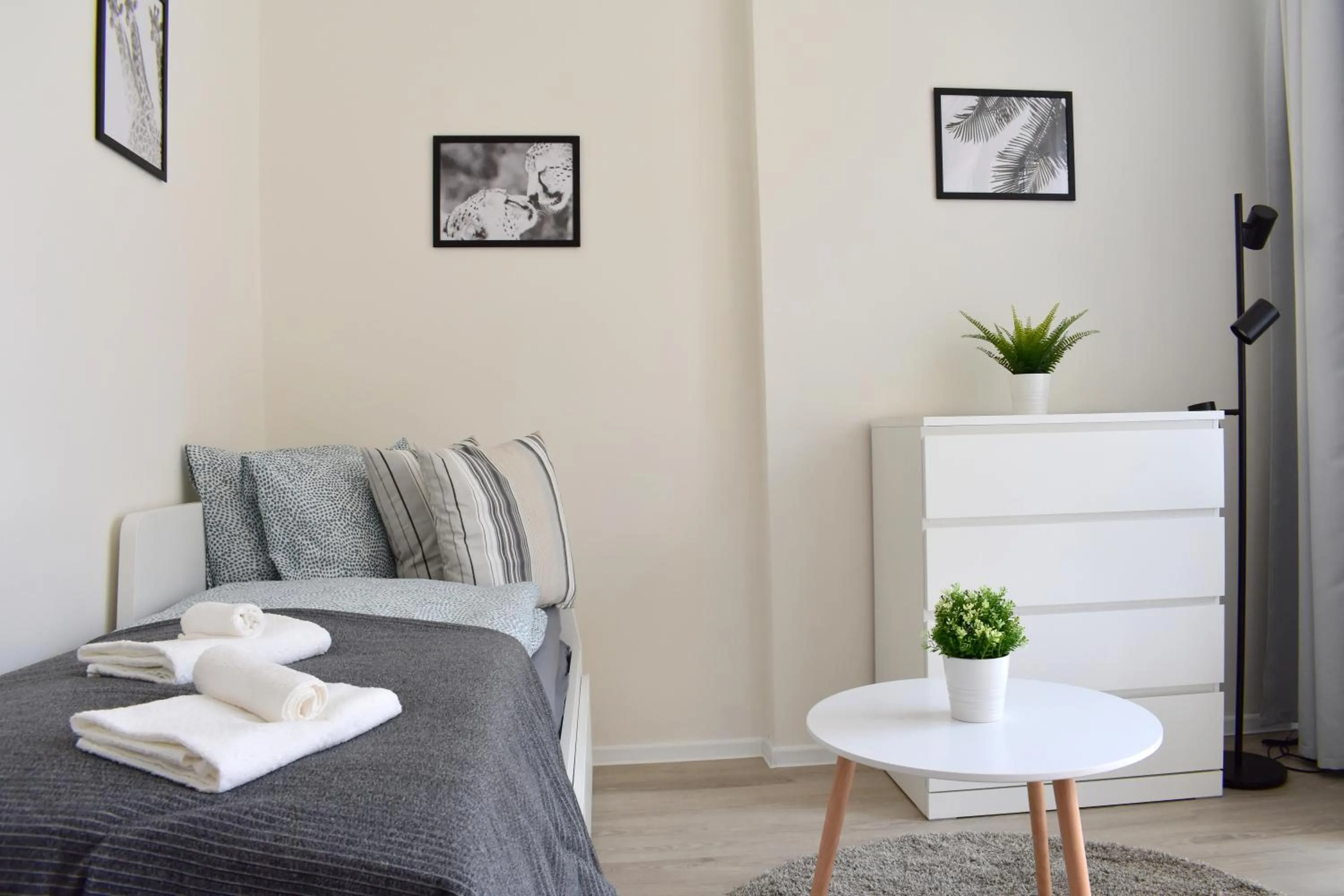 Bed in Seifert Residence