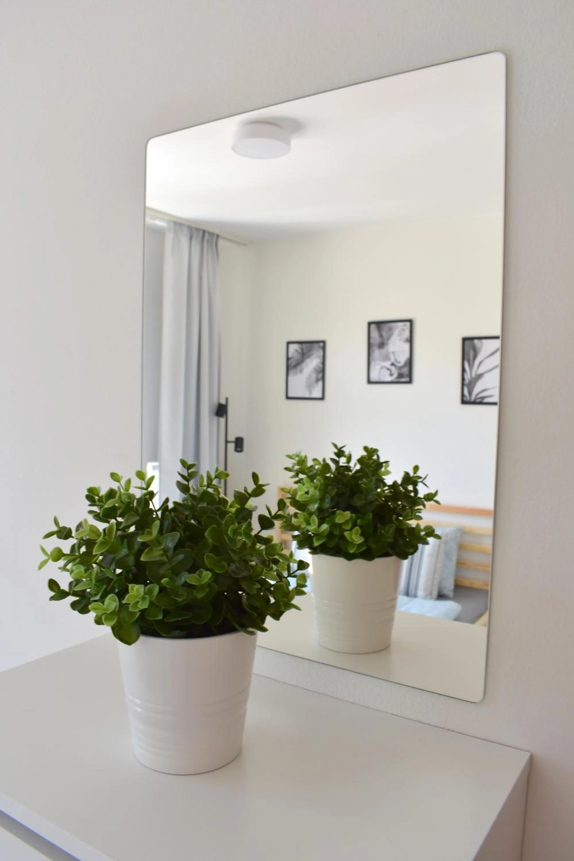 Decorative detail in Seifert Residence