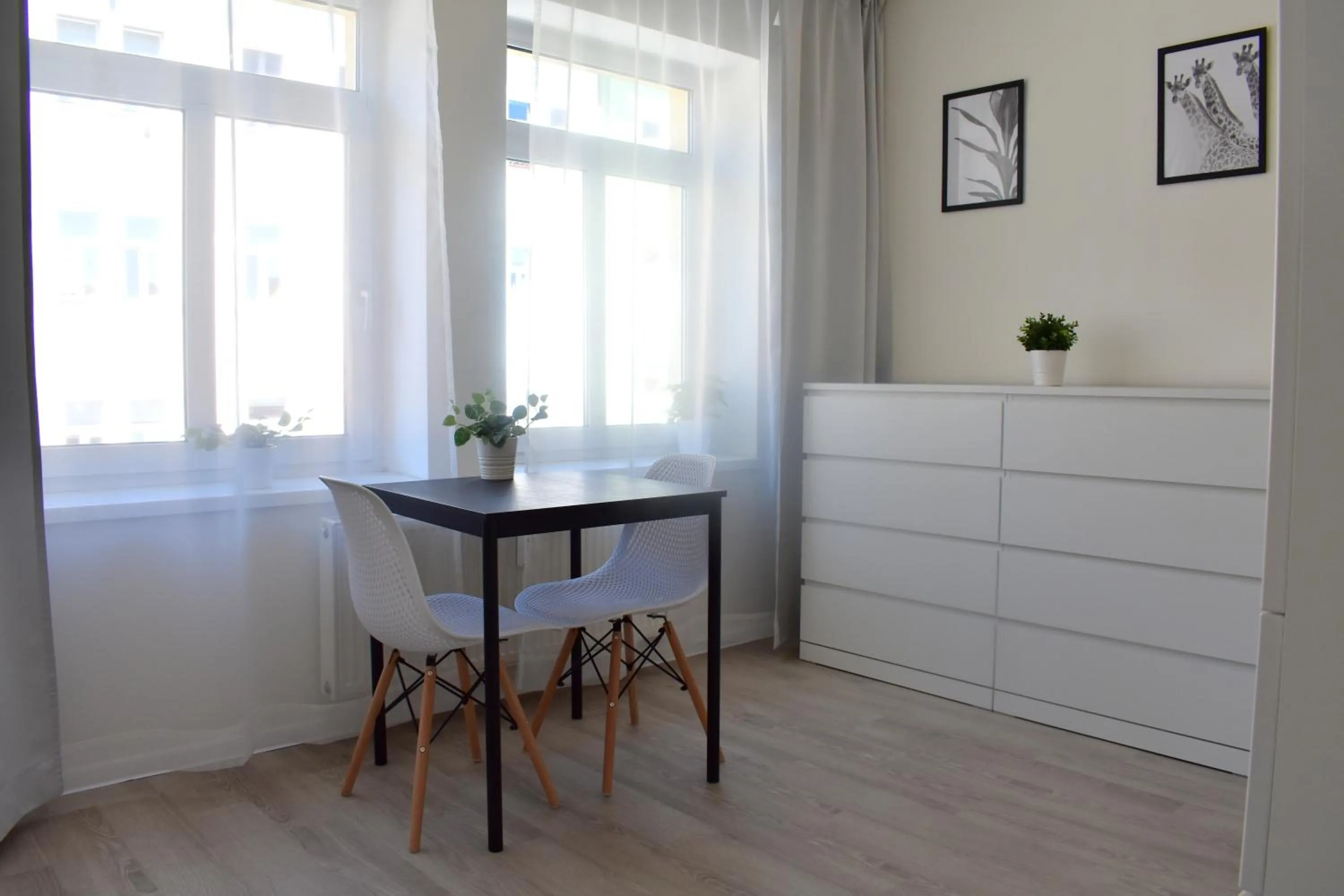 Dining area in Seifert Residence