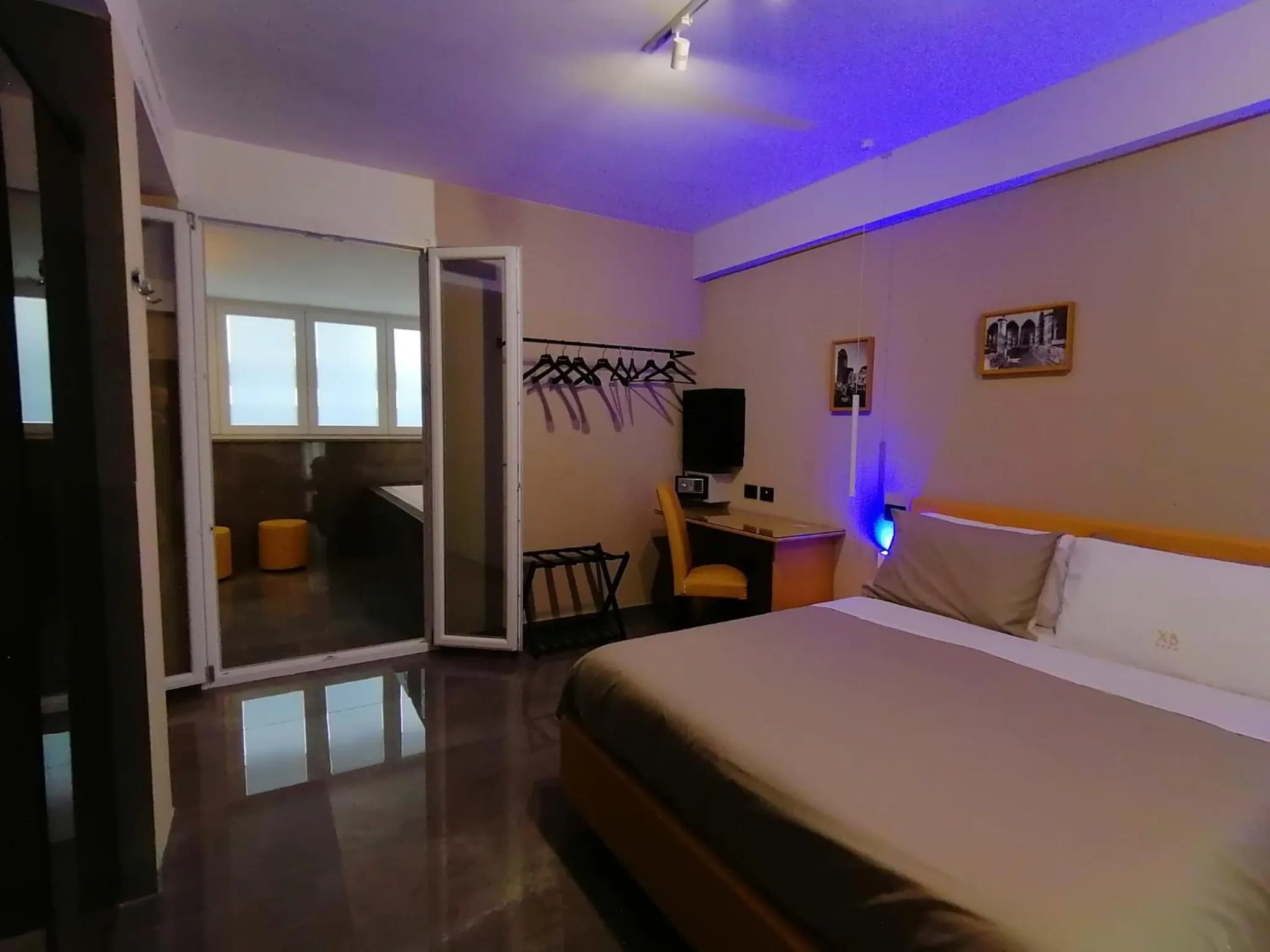 Bedroom, Bed in Hotel XBusiness