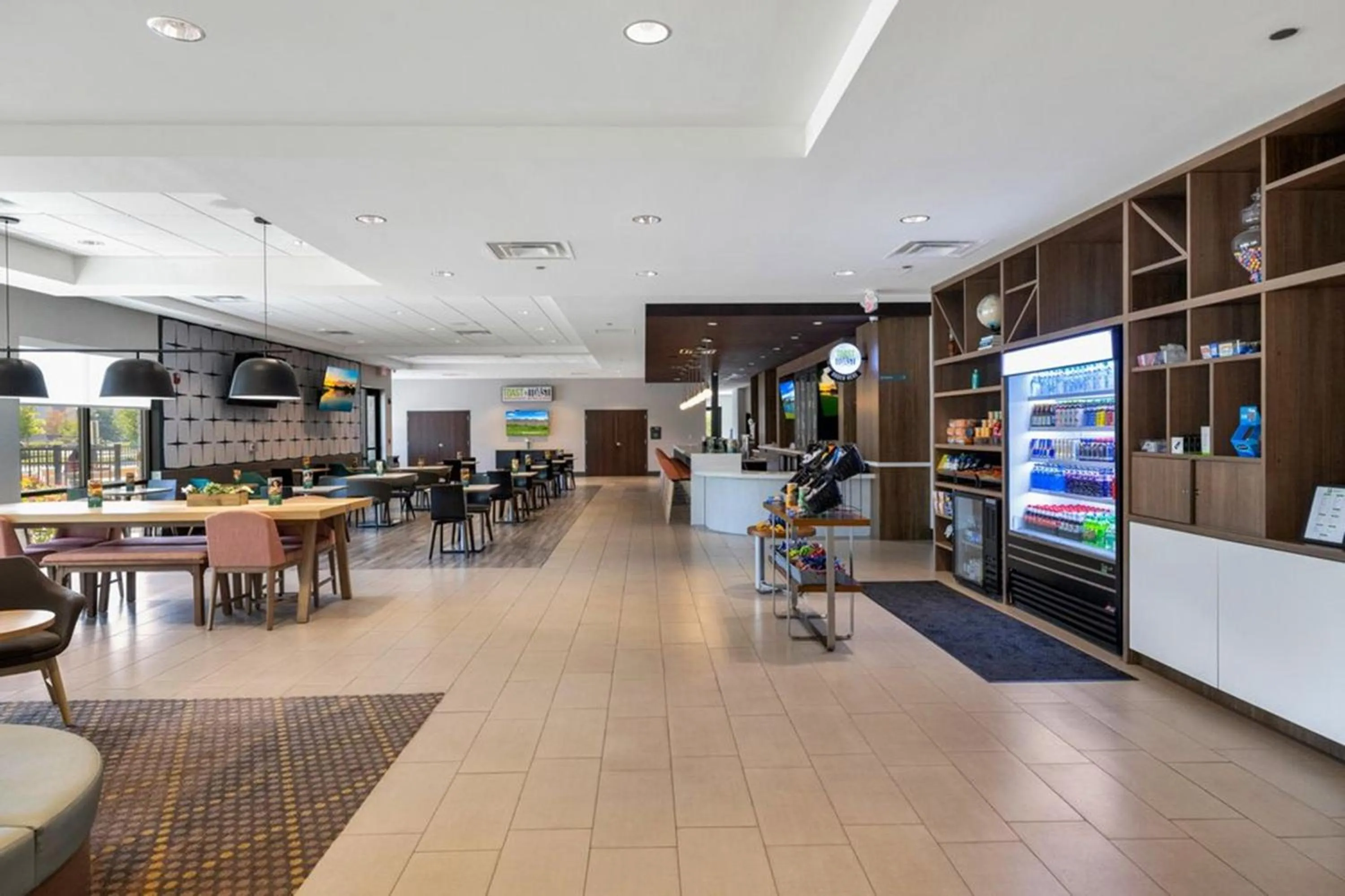 Property building in Holiday Inn - Chicago - Tinley Park by IHG