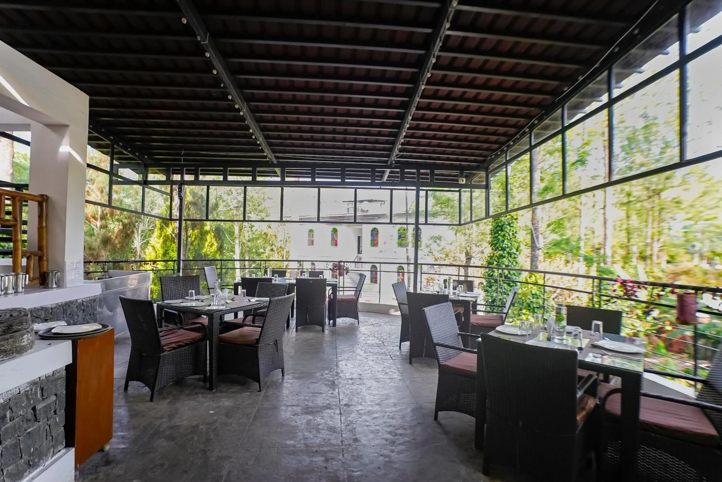 Restaurant/places to eat in WOW Bison Woods Organic Veg Resort - Yercaud