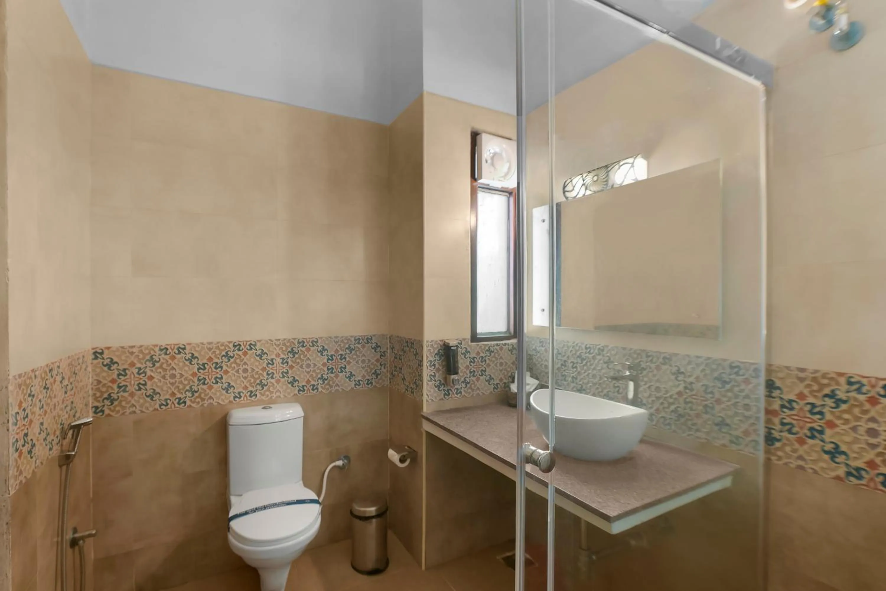 Bathroom in WOW Bison Woods Organic Veg Resort - Yercaud