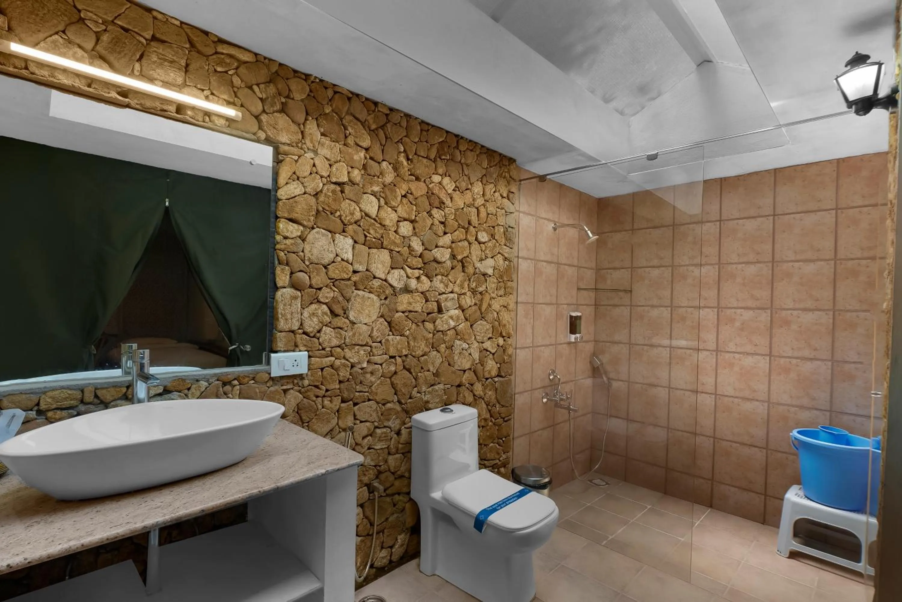 Bathroom in WOW Bison Woods Organic Veg Resort - Yercaud