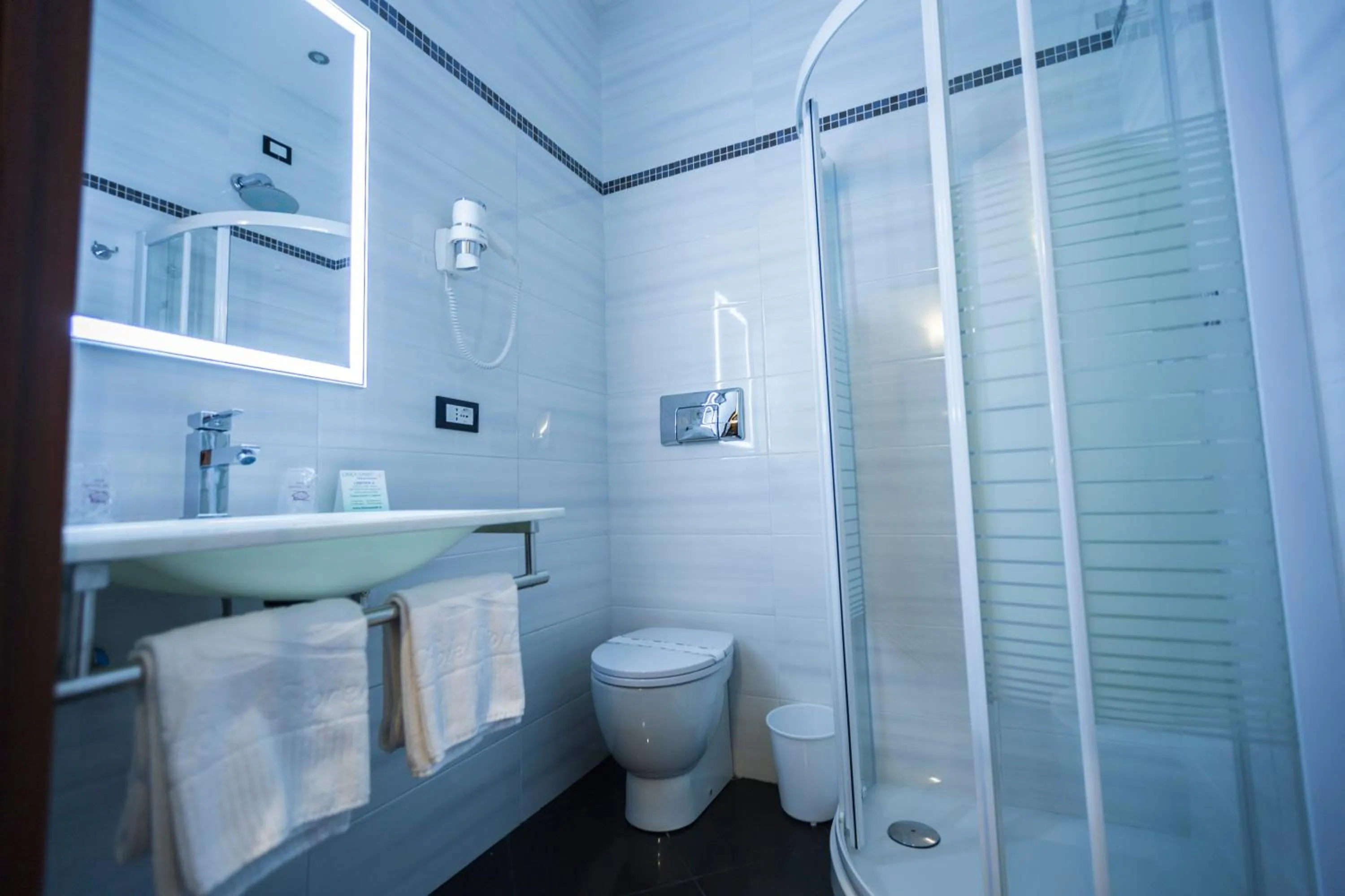 Bathroom in Hotel Fiorella Milano