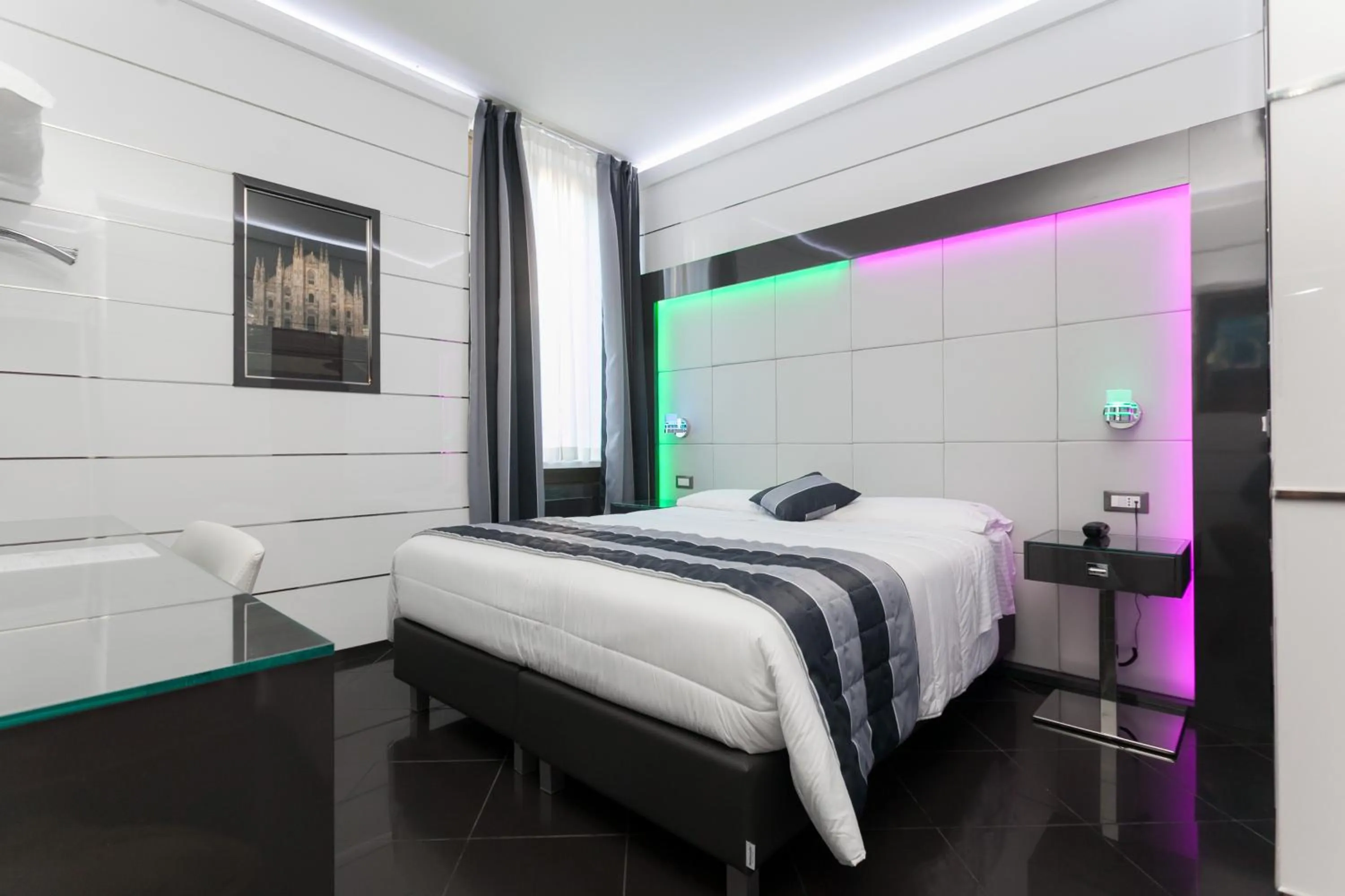 Bedroom, Bed in Hotel Fiorella Milano