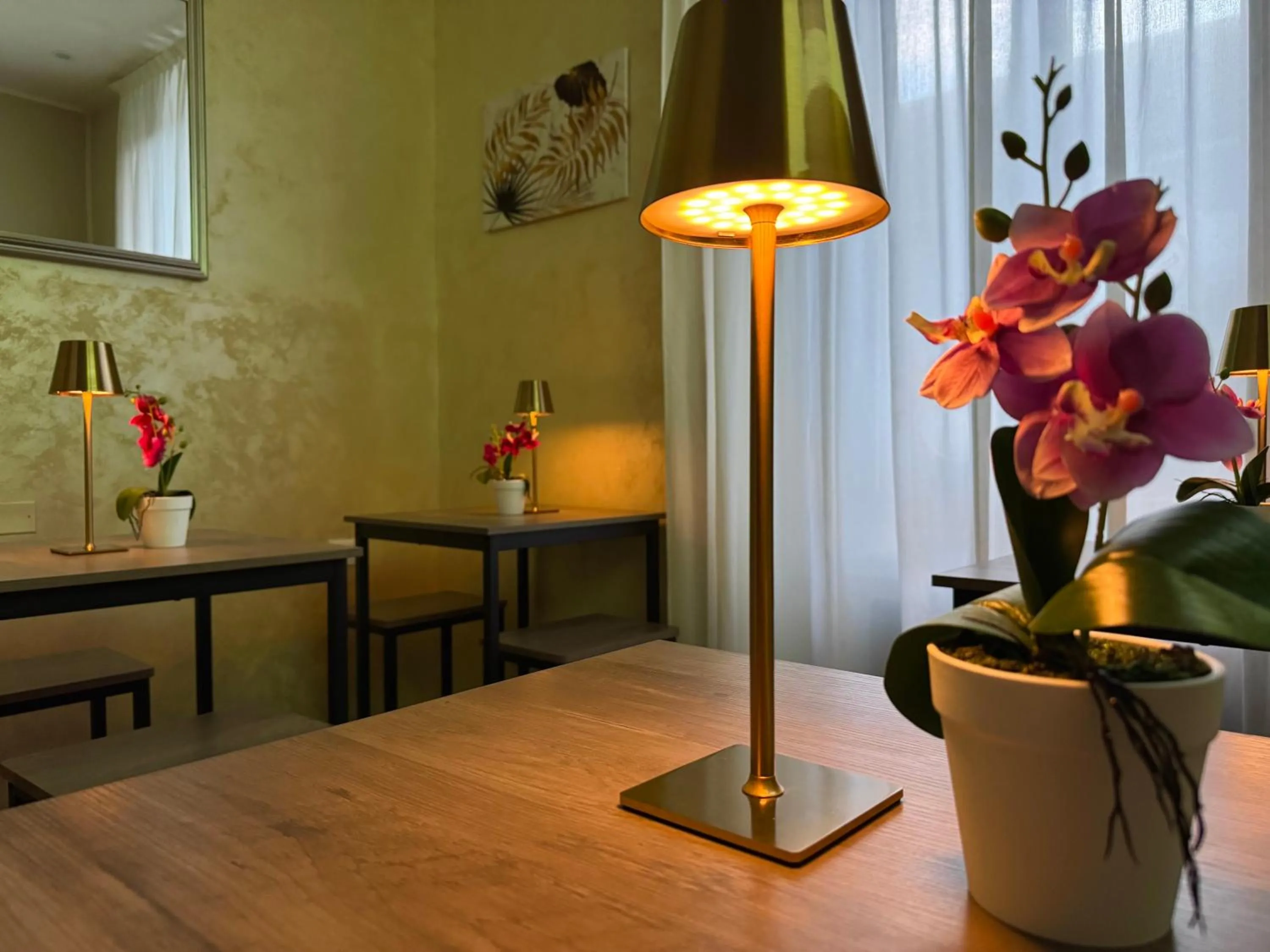 Seating area in Hotel Fiorella Milano