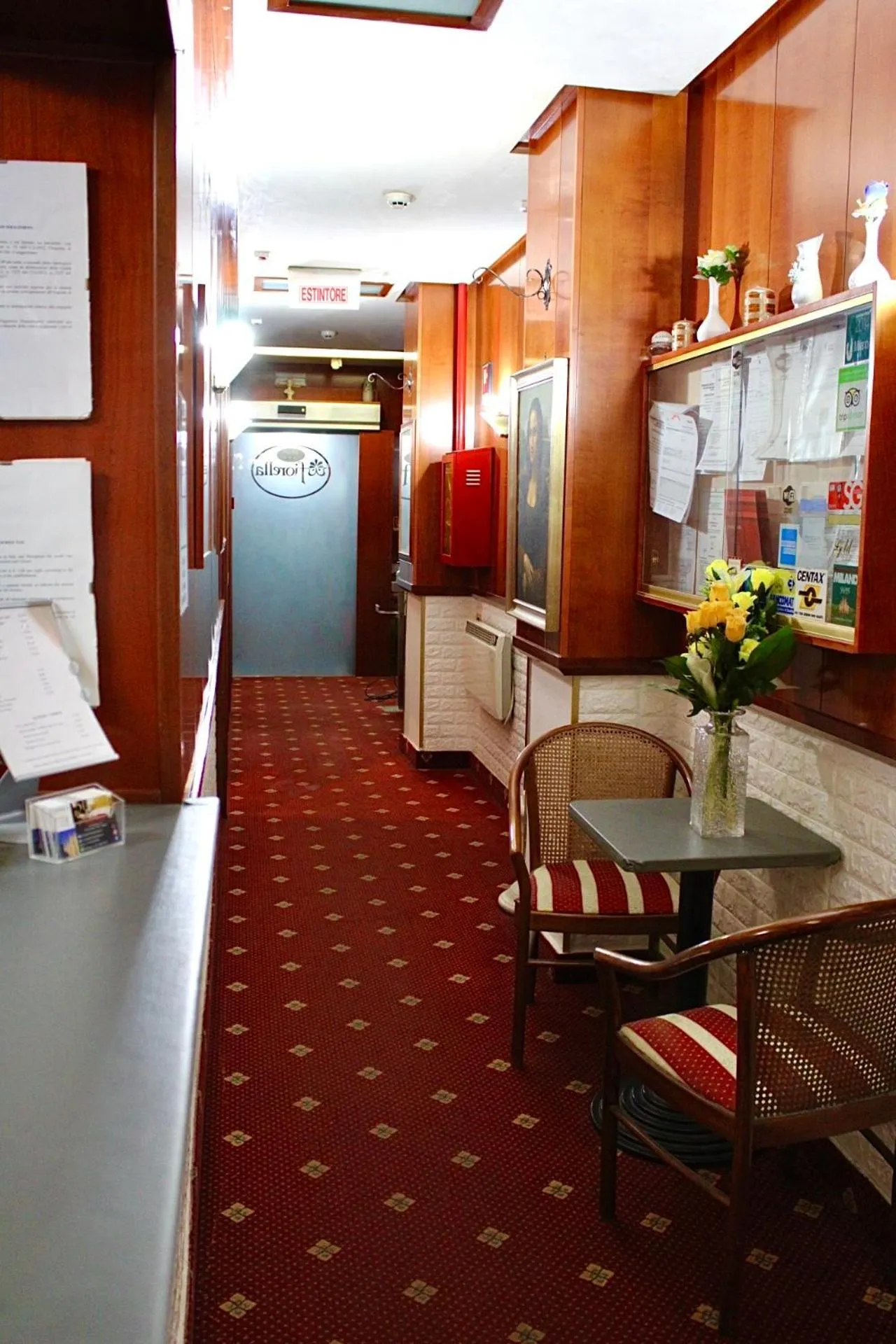 Restaurant/places to eat in Hotel Fiorella Milano