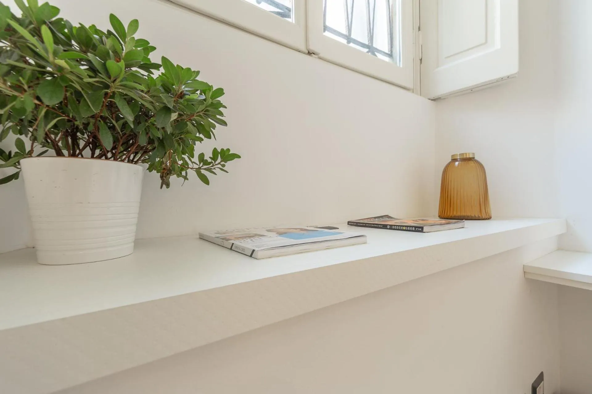 Seating area in Duomo Smart Suites