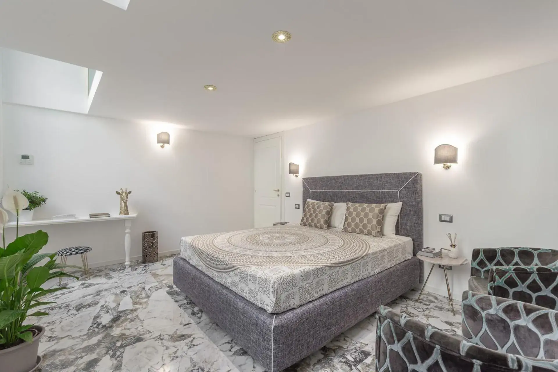 Superior King Room in Duomo Smart Suites Superior King Room in Duomo Smart Suites