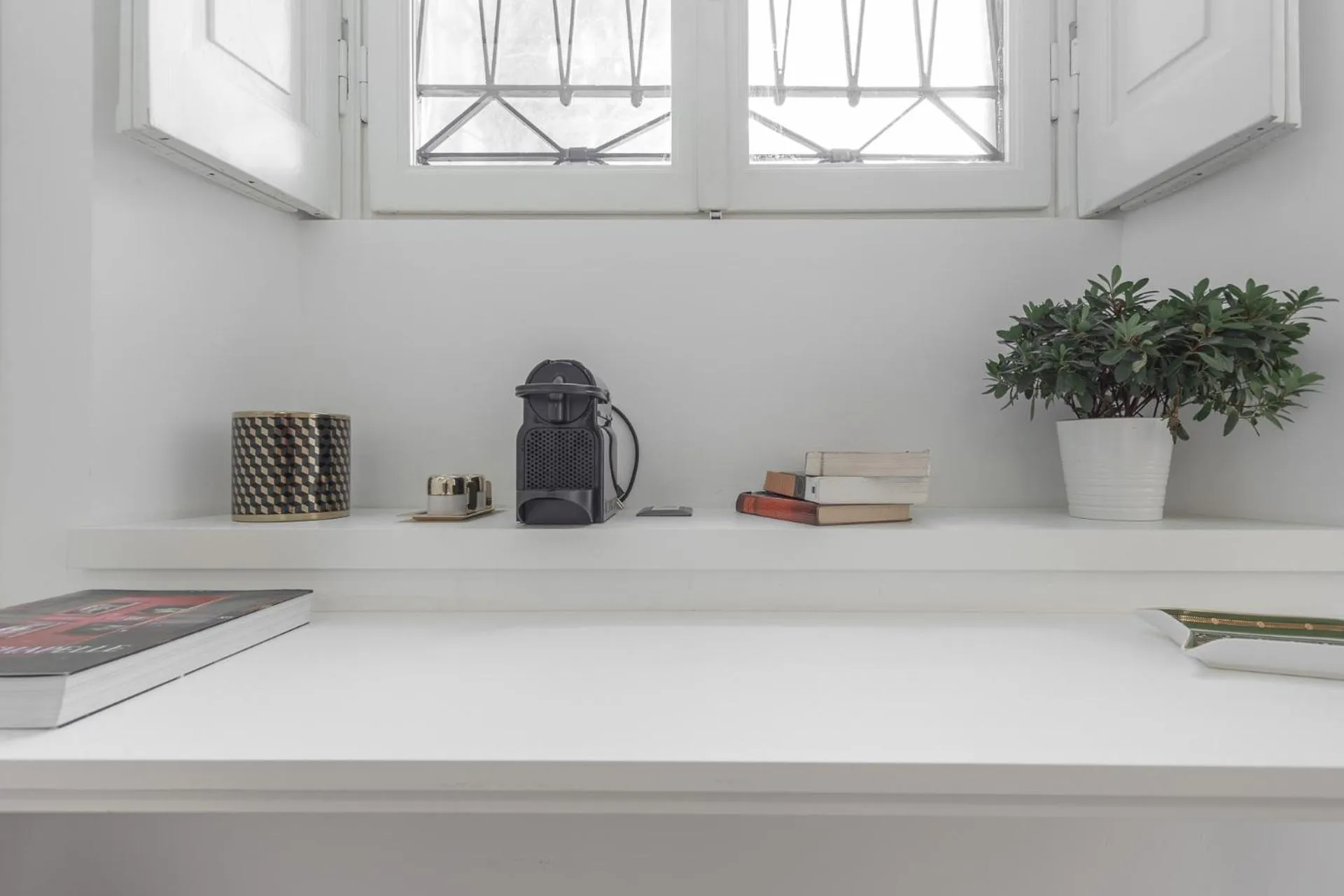 Seating area in Duomo Smart Suites