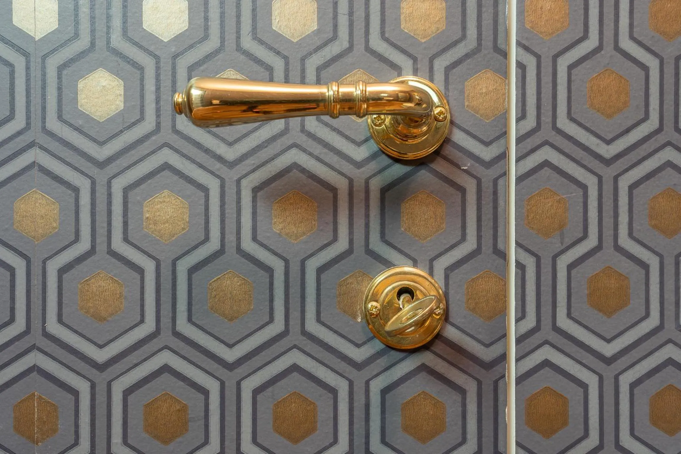 Bathroom in Duomo Smart Suites