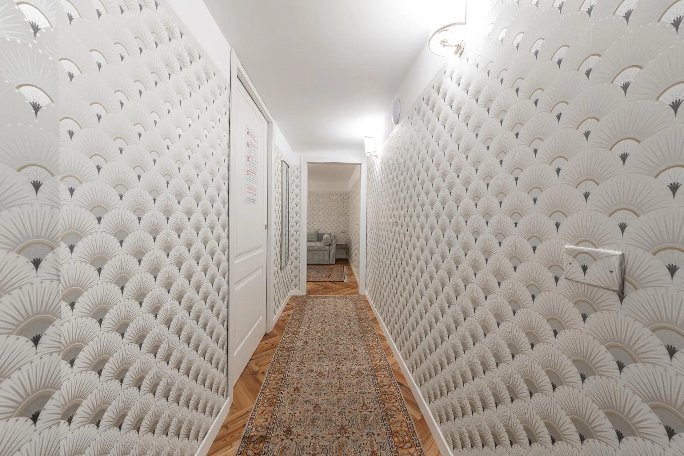 Seating area in Duomo Smart Suites