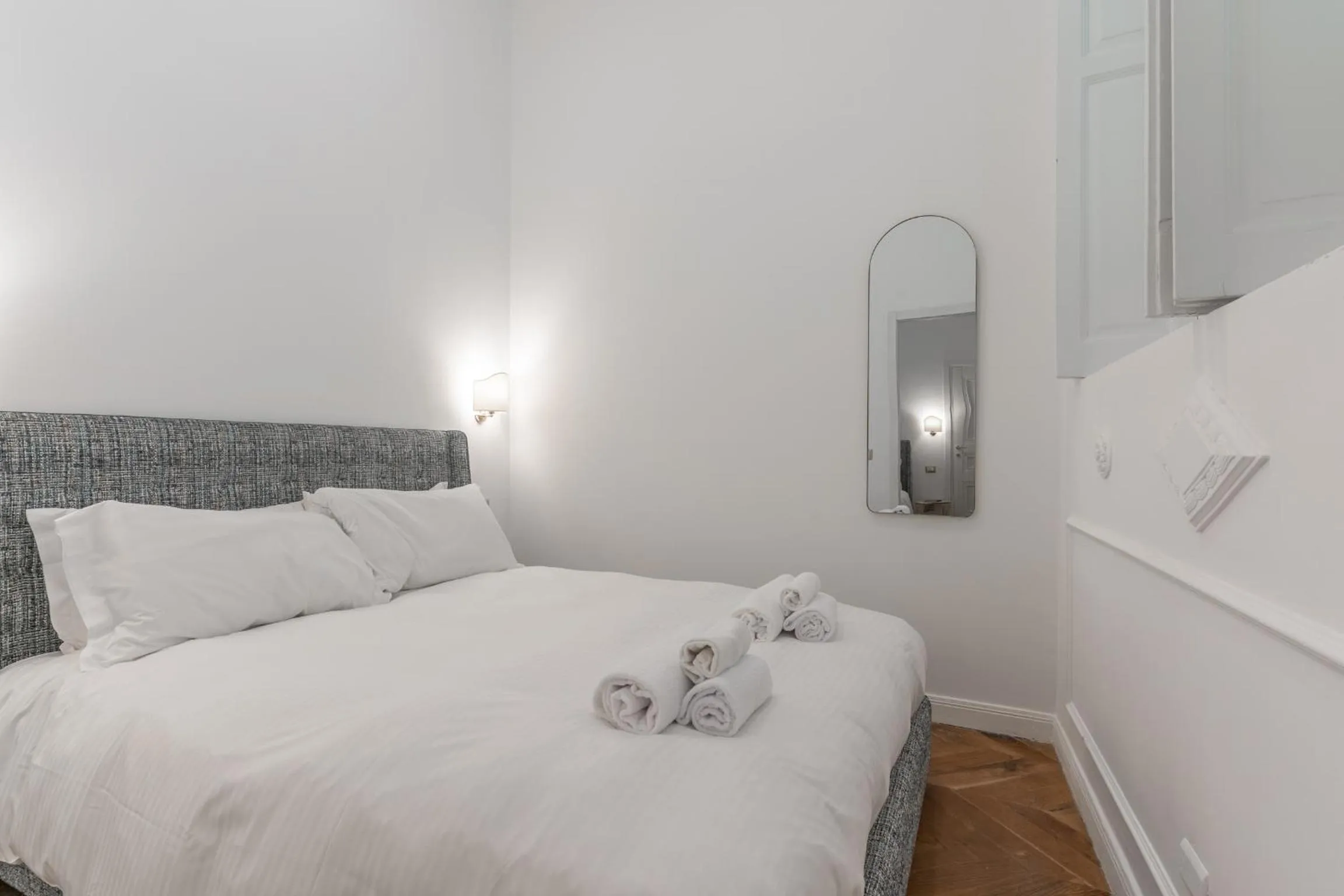 Bed in Duomo Smart Suites