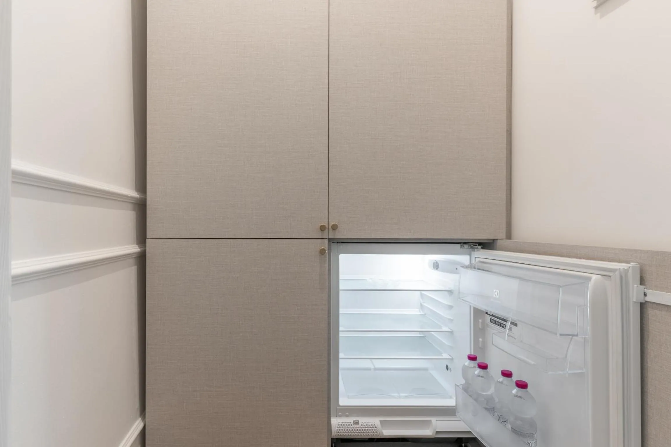 Kitchen or kitchenette in Duomo Smart Suites