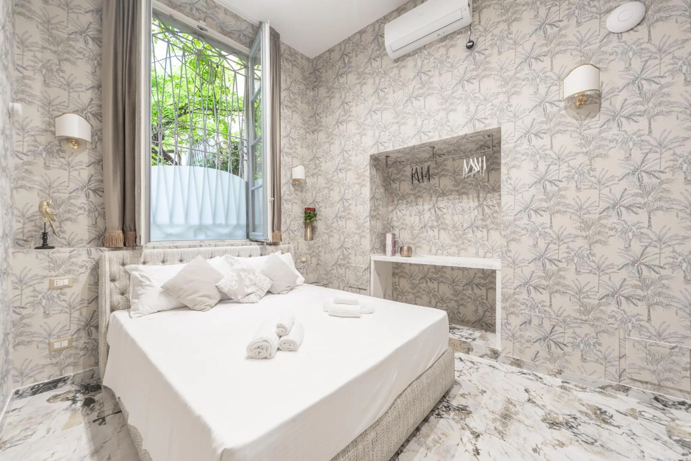 Bedroom, Bed in Duomo Smart Suites