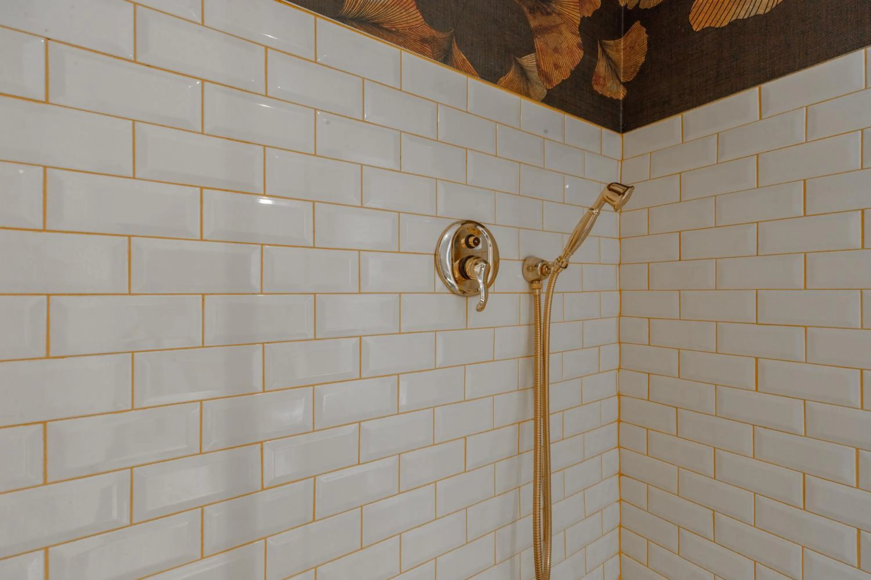 Shower in Duomo Smart Suites