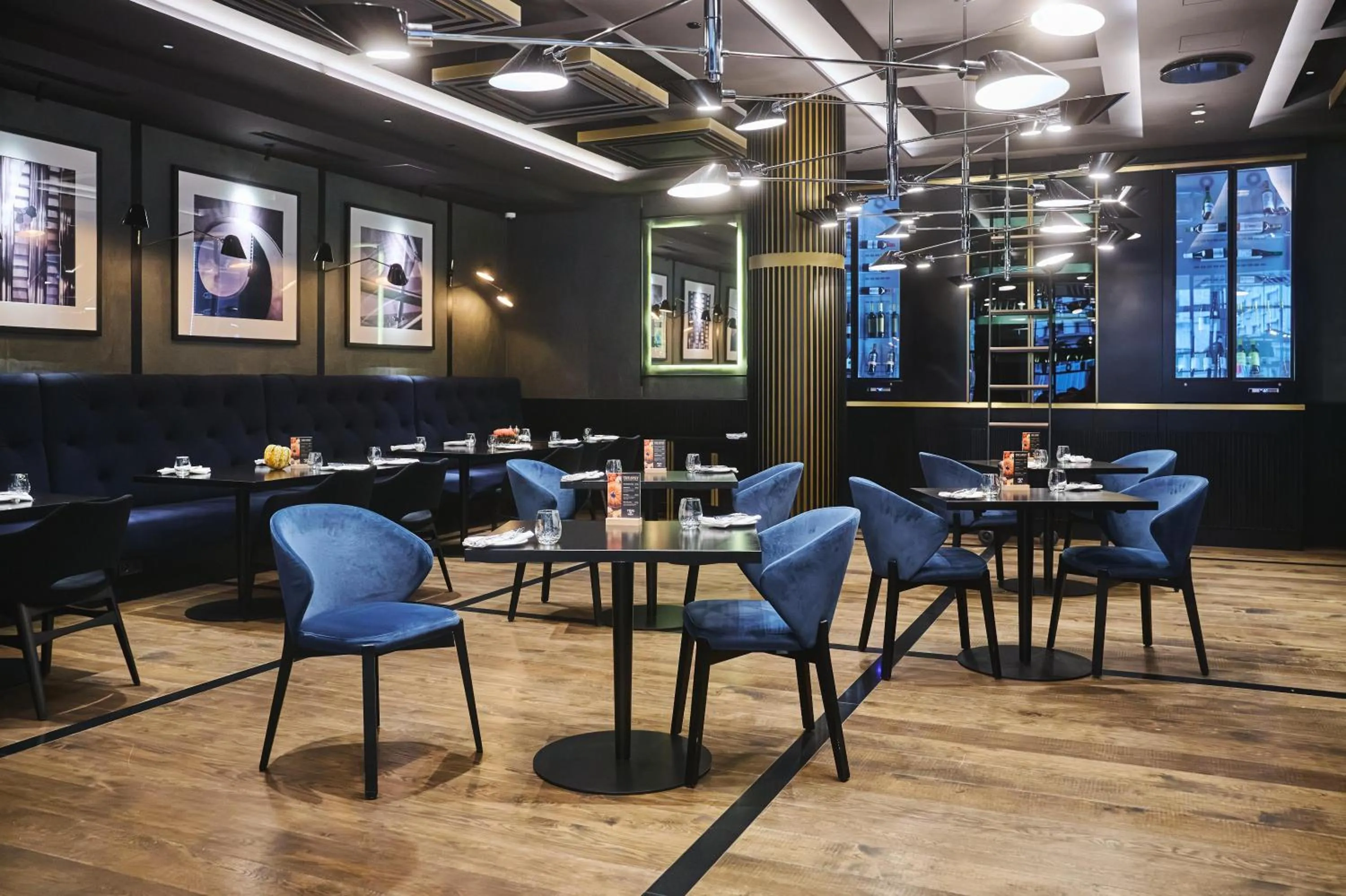 Restaurant/places to eat in Radisson Collection Hotel, Warsaw