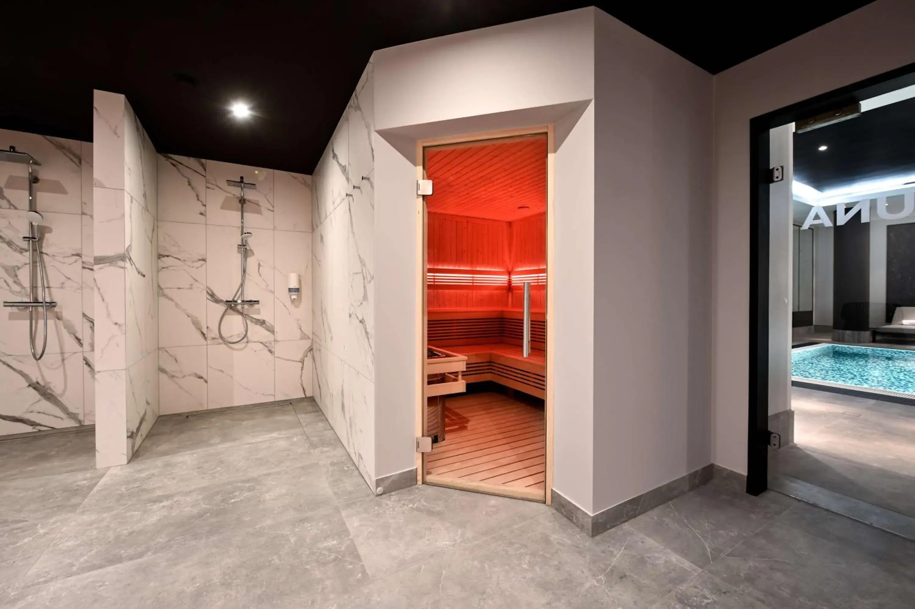 Spa and wellness centre/facilities, Bed in Radisson Collection Hotel, Warsaw Spa and wellness centre/facilities, Bed in Radisson Collection Hotel, Warsaw