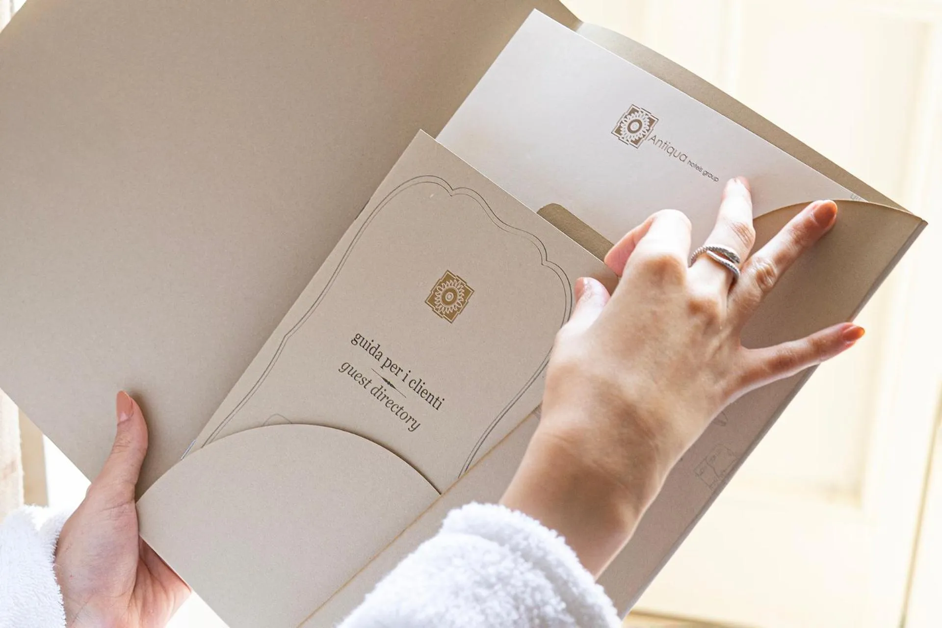 Decorative detail in Villa Del Lauro