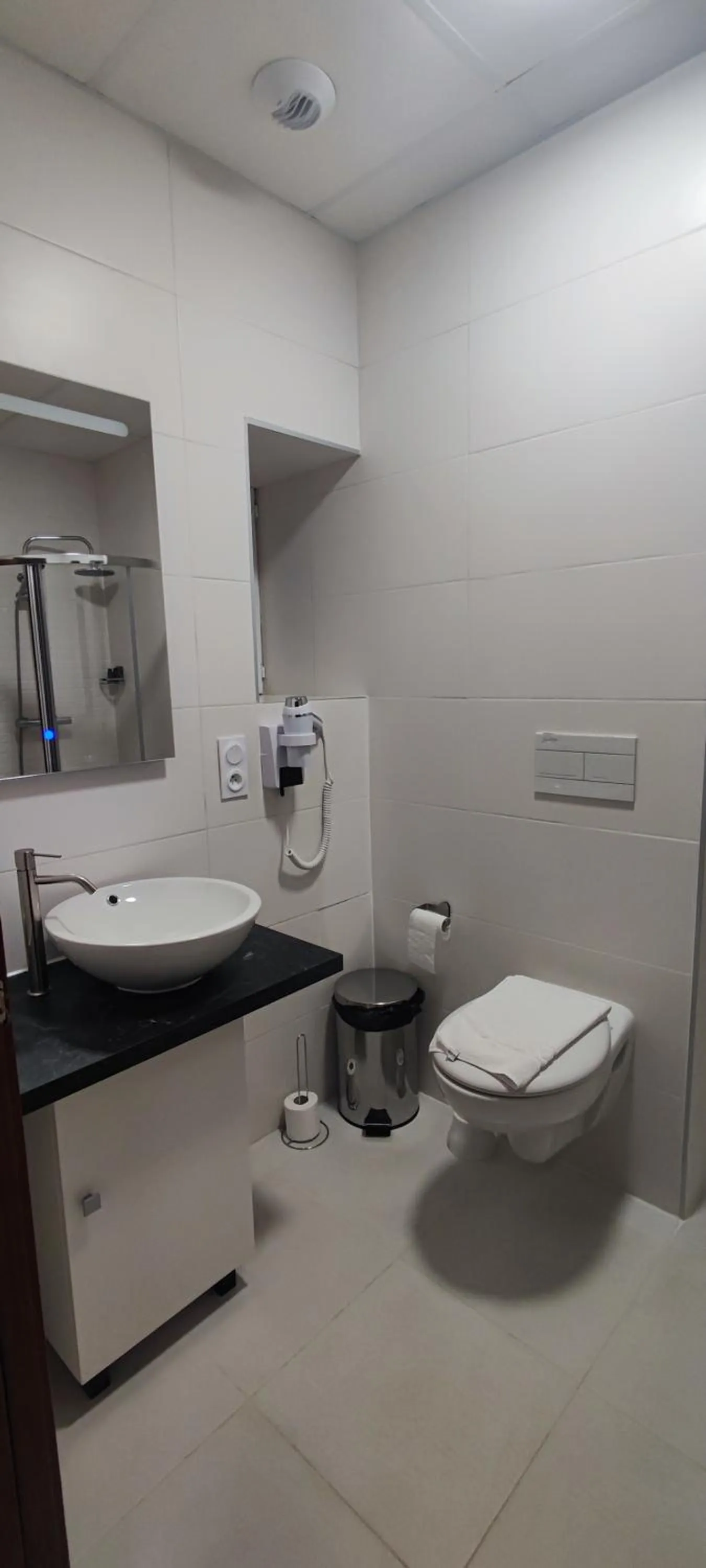 Bathroom in SQUARE HOTEL