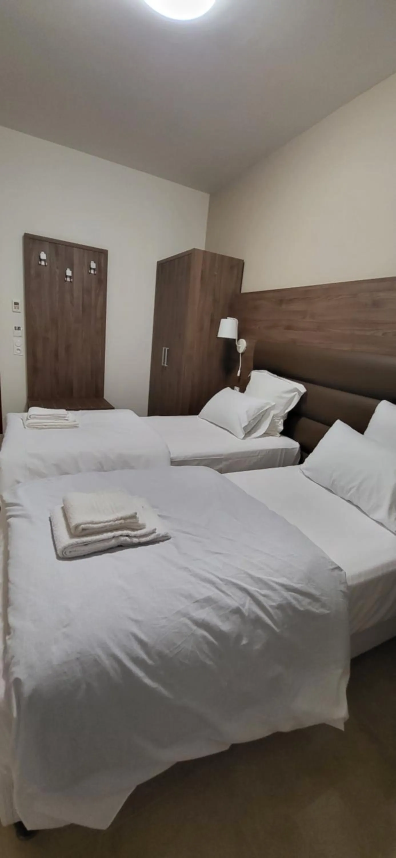 Photo of the whole room, Bed in SQUARE HOTEL