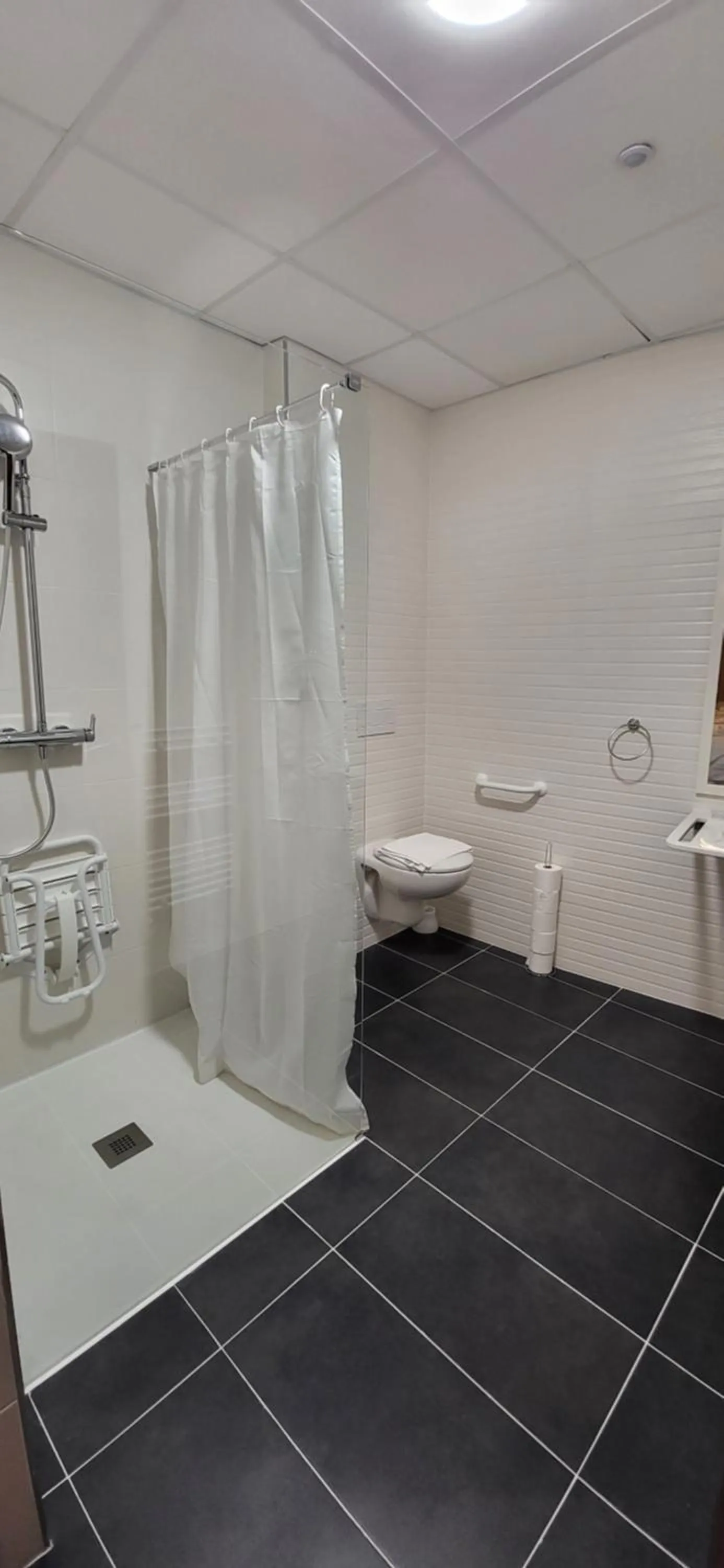 Bathroom in SQUARE HOTEL