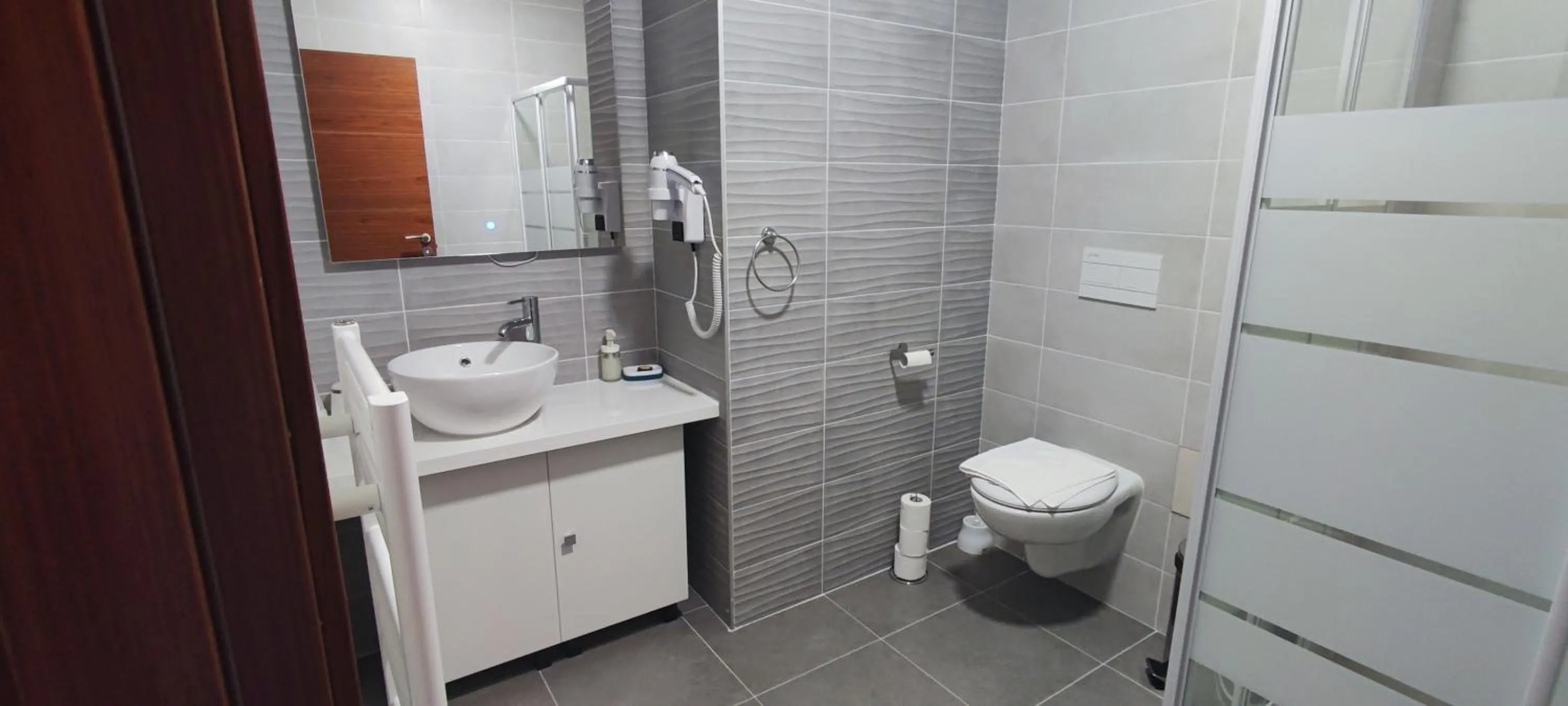 Bathroom in SQUARE HOTEL