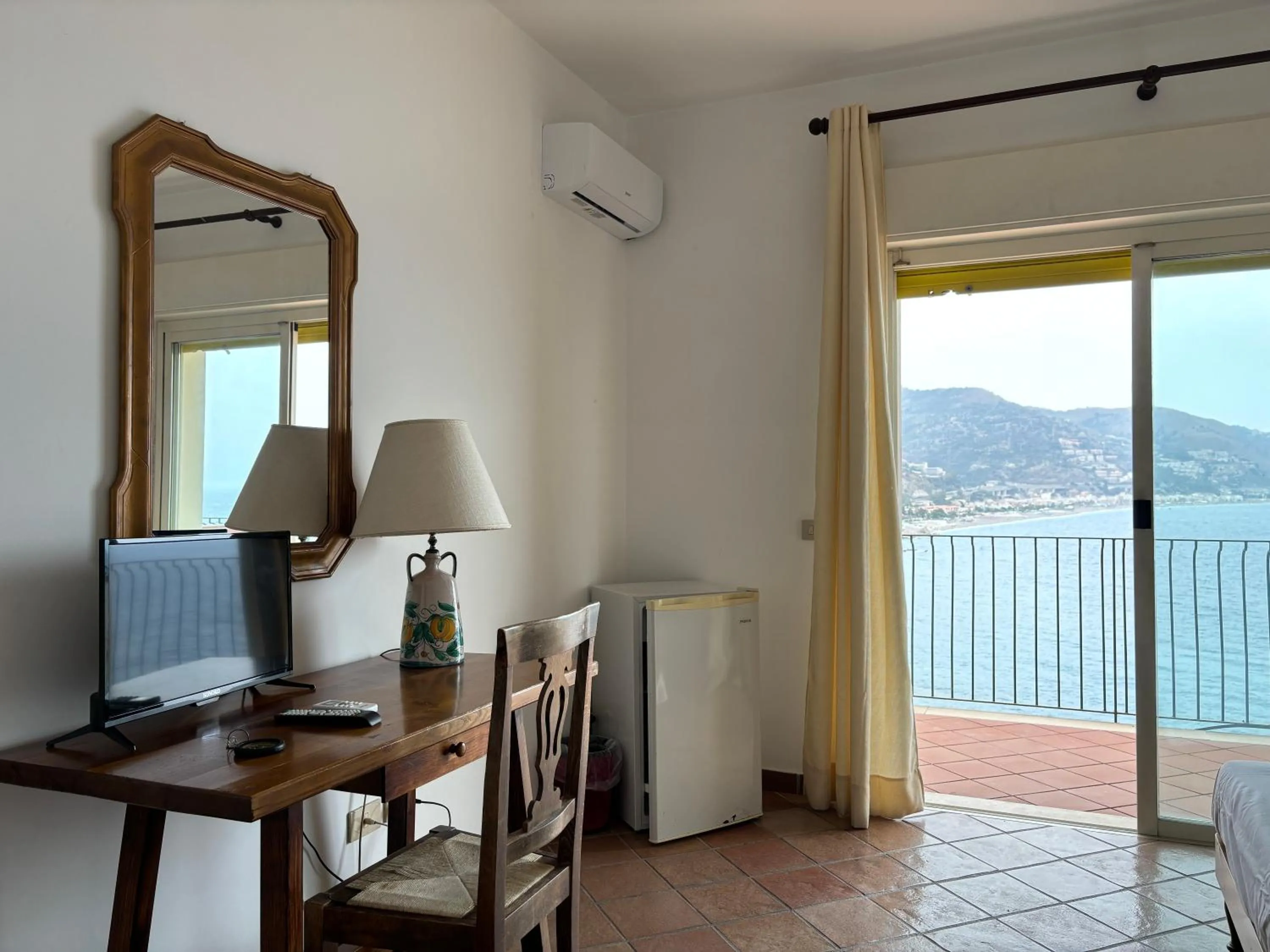 furniture in Bay Palace Mazzarò