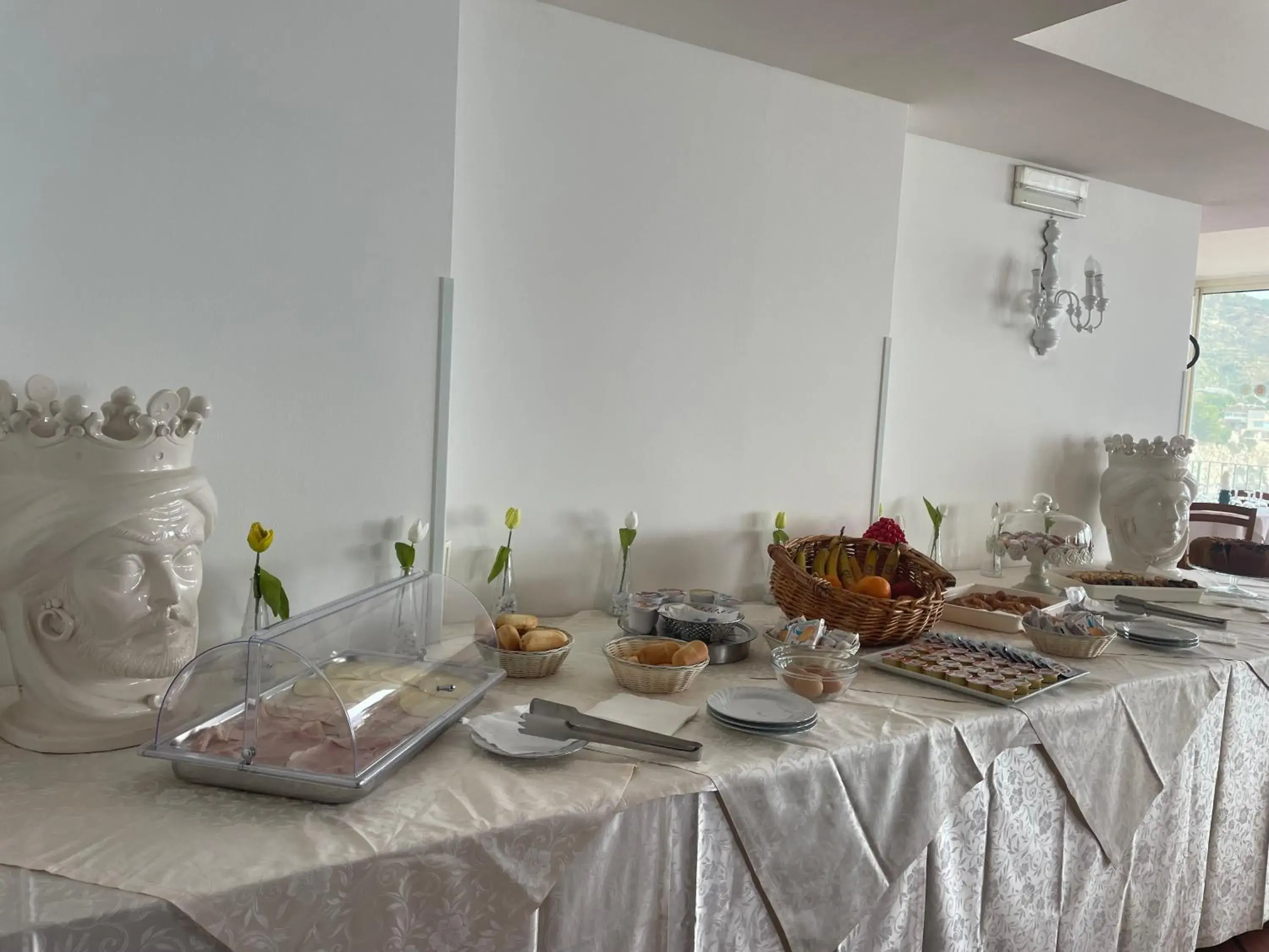 Continental breakfast in Bay Palace Mazzarò Continental breakfast in Bay Palace Mazzarò