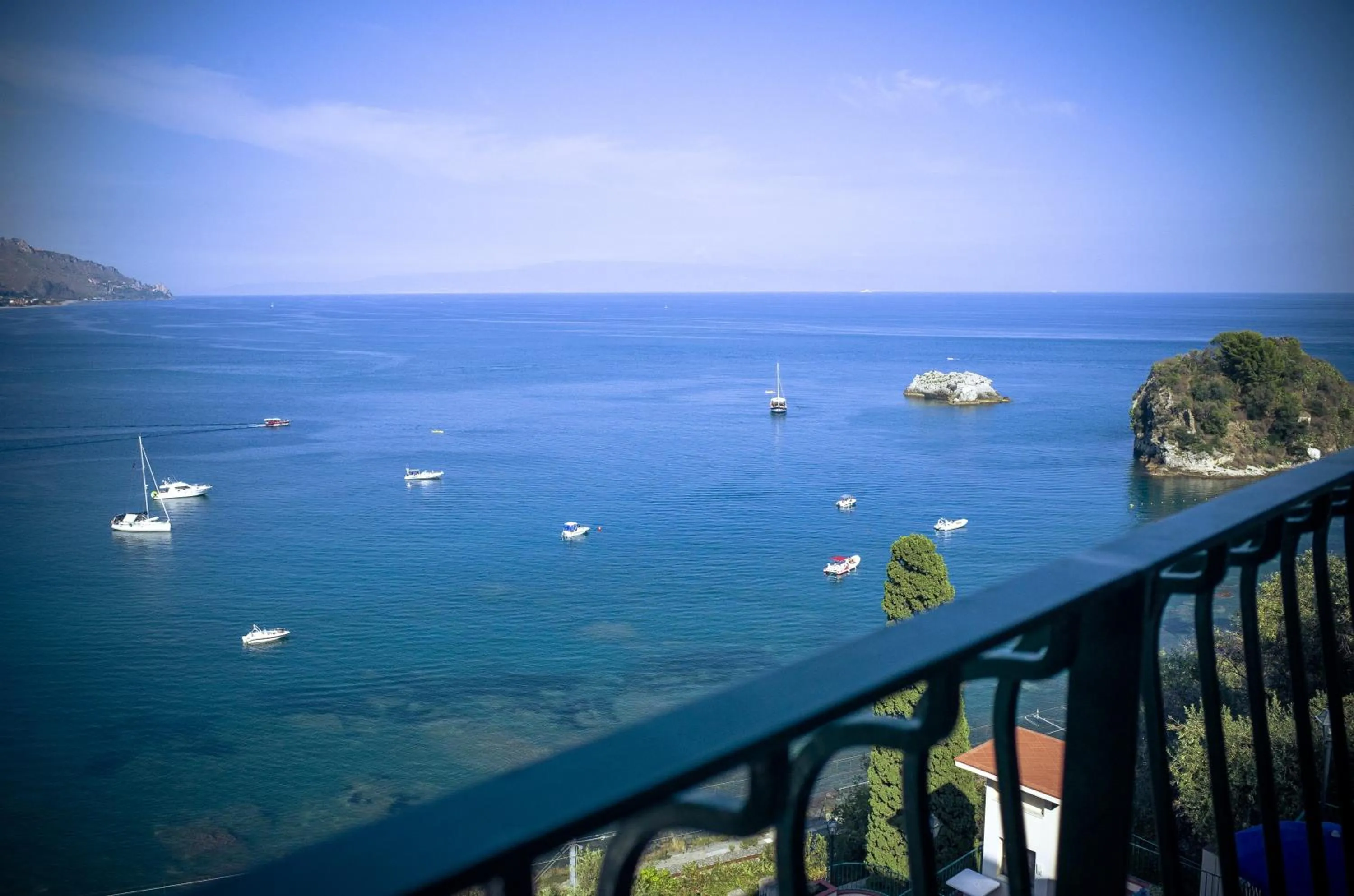 Day in Bay Palace Mazzarò